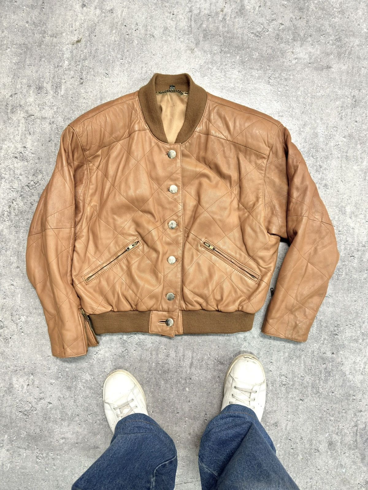 image of Avant Garde x Kapital ᶠᵃⁿᶜʸᵍᵘʸ 80's Cropped Leather Bomber Jacket Vintage Boxy in Brown (Size Small