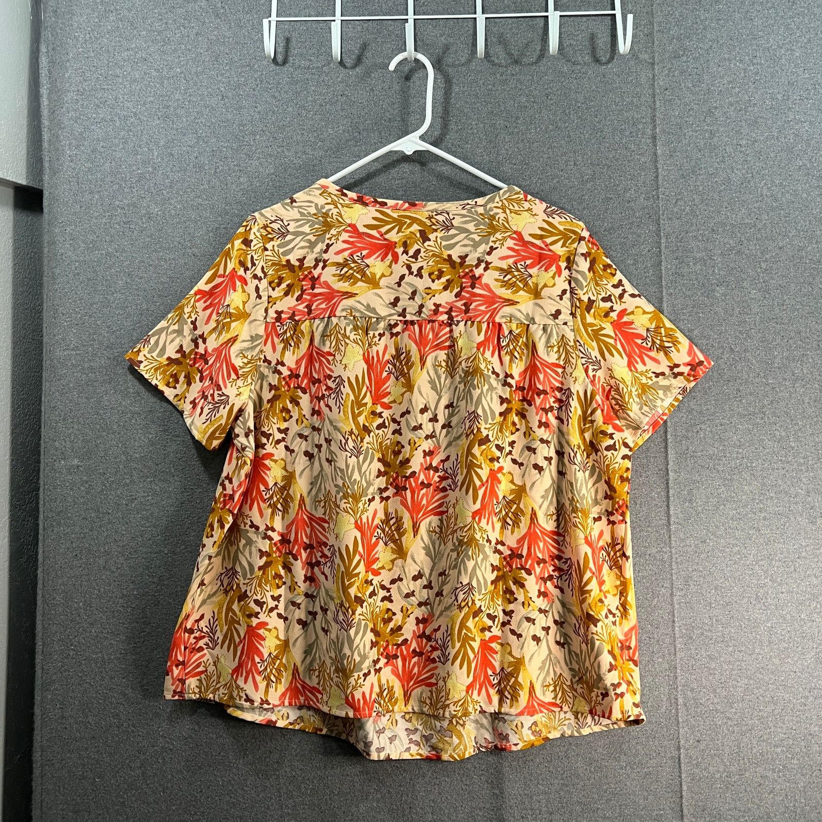 Denim & Co. Denim & Co. Printed Boatneck Woven Top with Shirring Peach Size L / US 10 / IT 46 - 2 Thumbnail