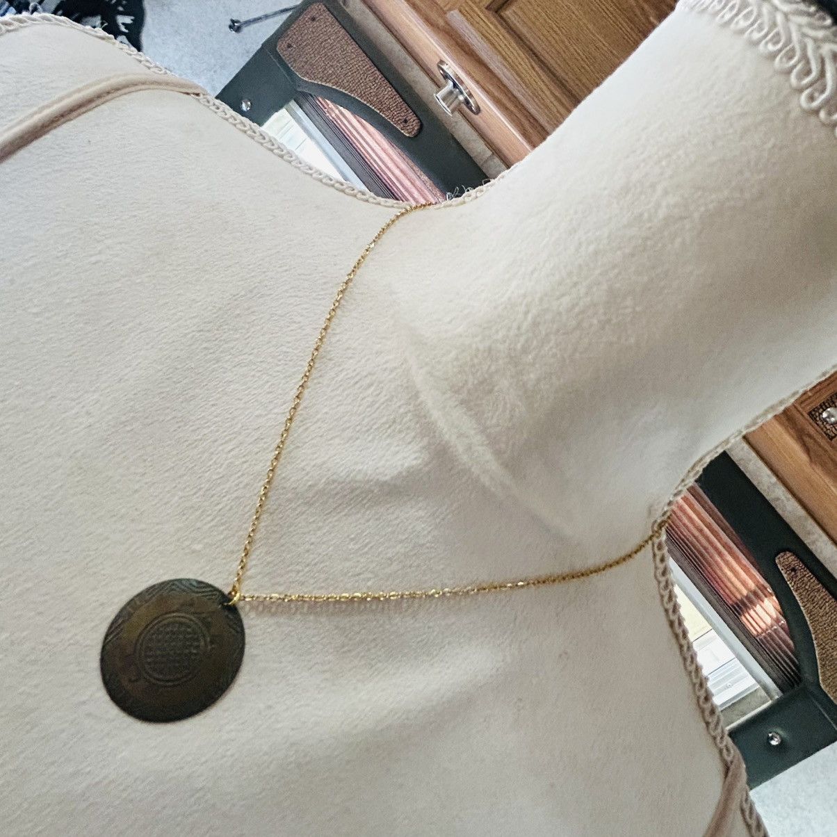 Vintage Vintage brass Egyptian revival turtle medallion necklace Size ONE SIZE - 2 Thumbnail