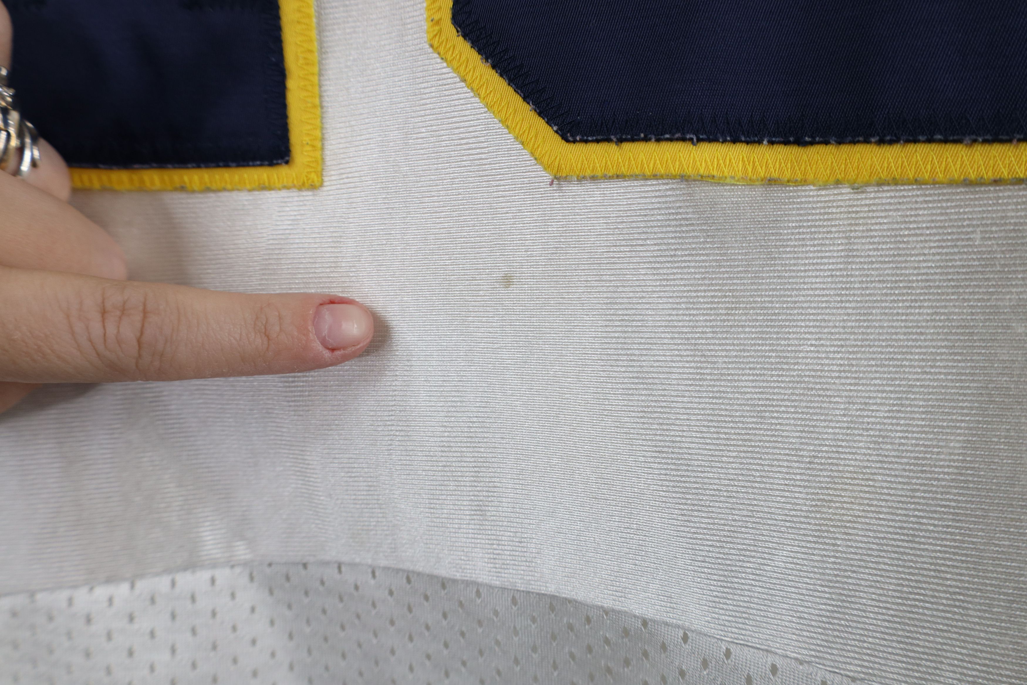 Vintage Vintage Nike Authentic University of Michigan Football #15 Size US XL / EU 56 / 4 - 17 Thumbnail