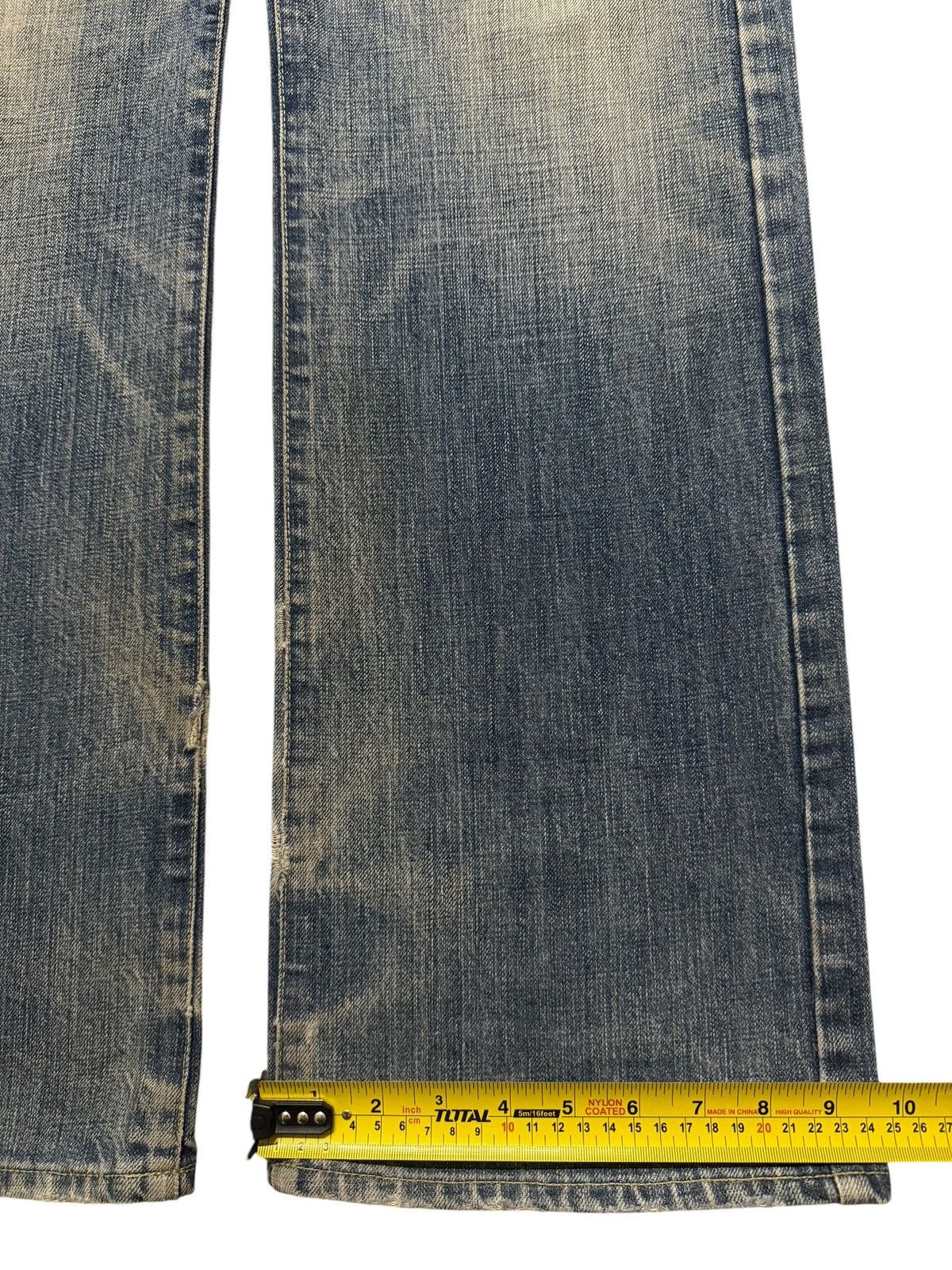Tommy Hilfiger Vintage 90s Tommy Hilfiger Faded Wash Buckle Wide Leg Baggy Size US 32 / EU 48 - 14 Thumbnail