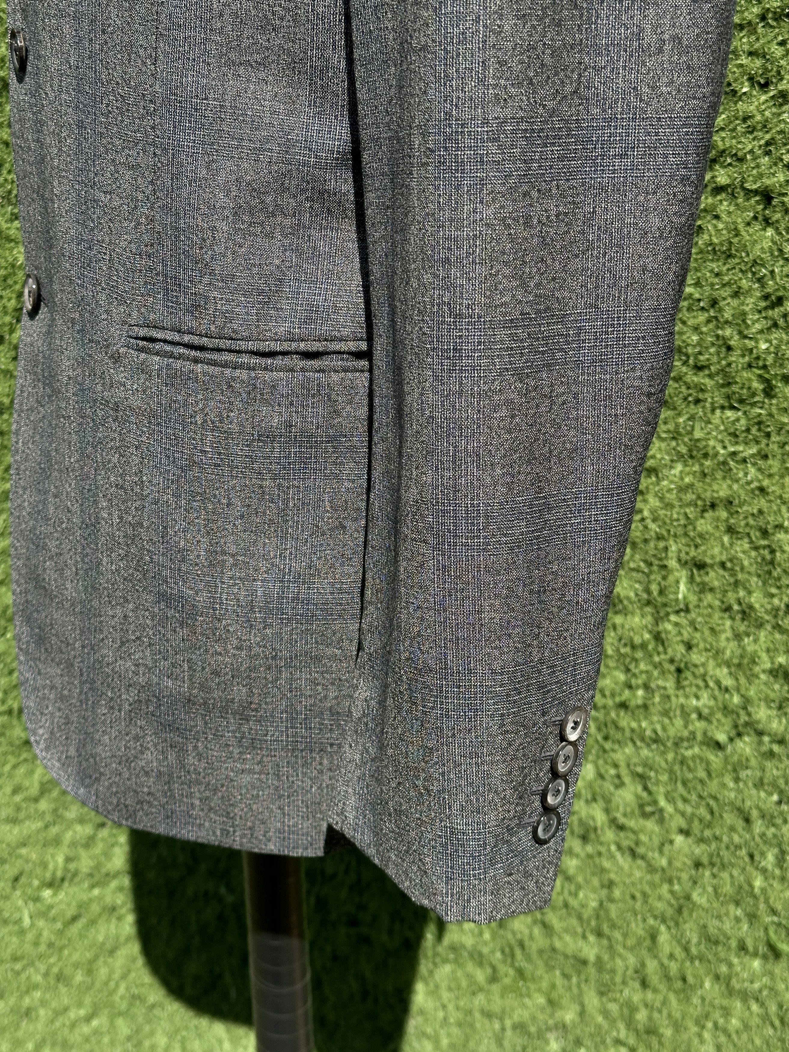 Caruso Caruso 54R 44L Gray Check Blazer Sport Coat Italy 3 Button Size 54R - 10 Thumbnail