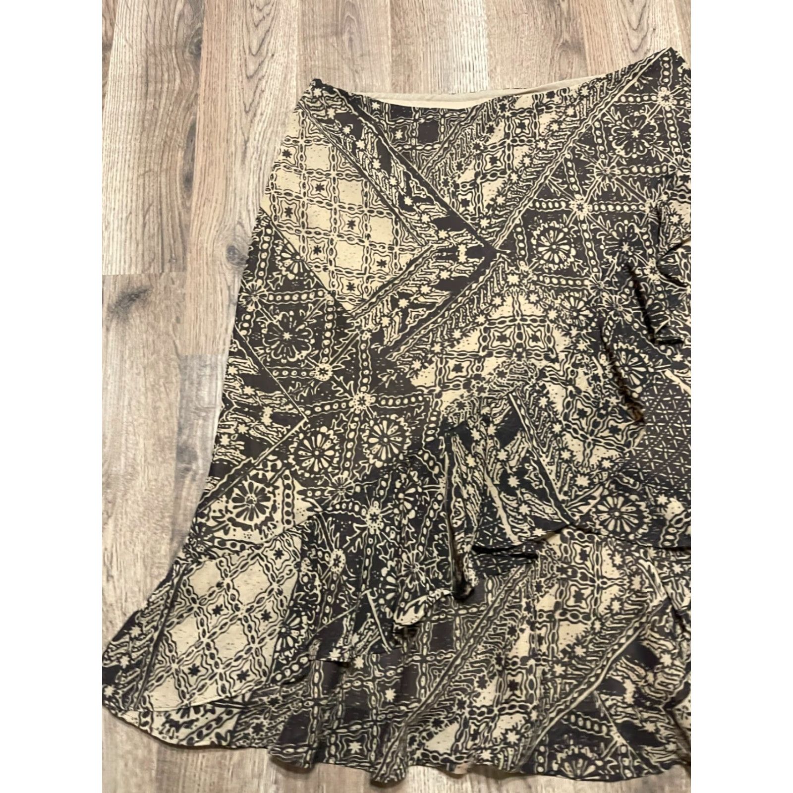 Chaps Chaps Skirt Women’s Medium Brown Print Allover Ruffled Hem Knee Length A-Line Casual FREE Return Boy? Women Size 32" / US 10 / IT 46 - 3 Thumbnail