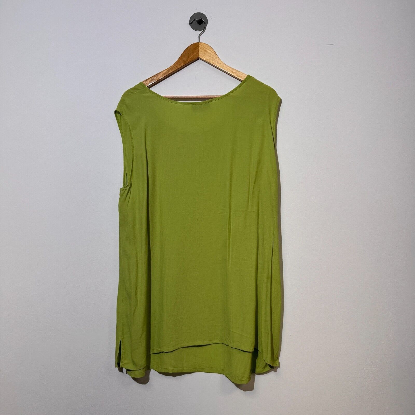 Givenchy × Vintage Vintage Givenchy Unisex Green Viscose Dress Size 18W Size L / US 10 / IT 46 - 12 Thumbnail