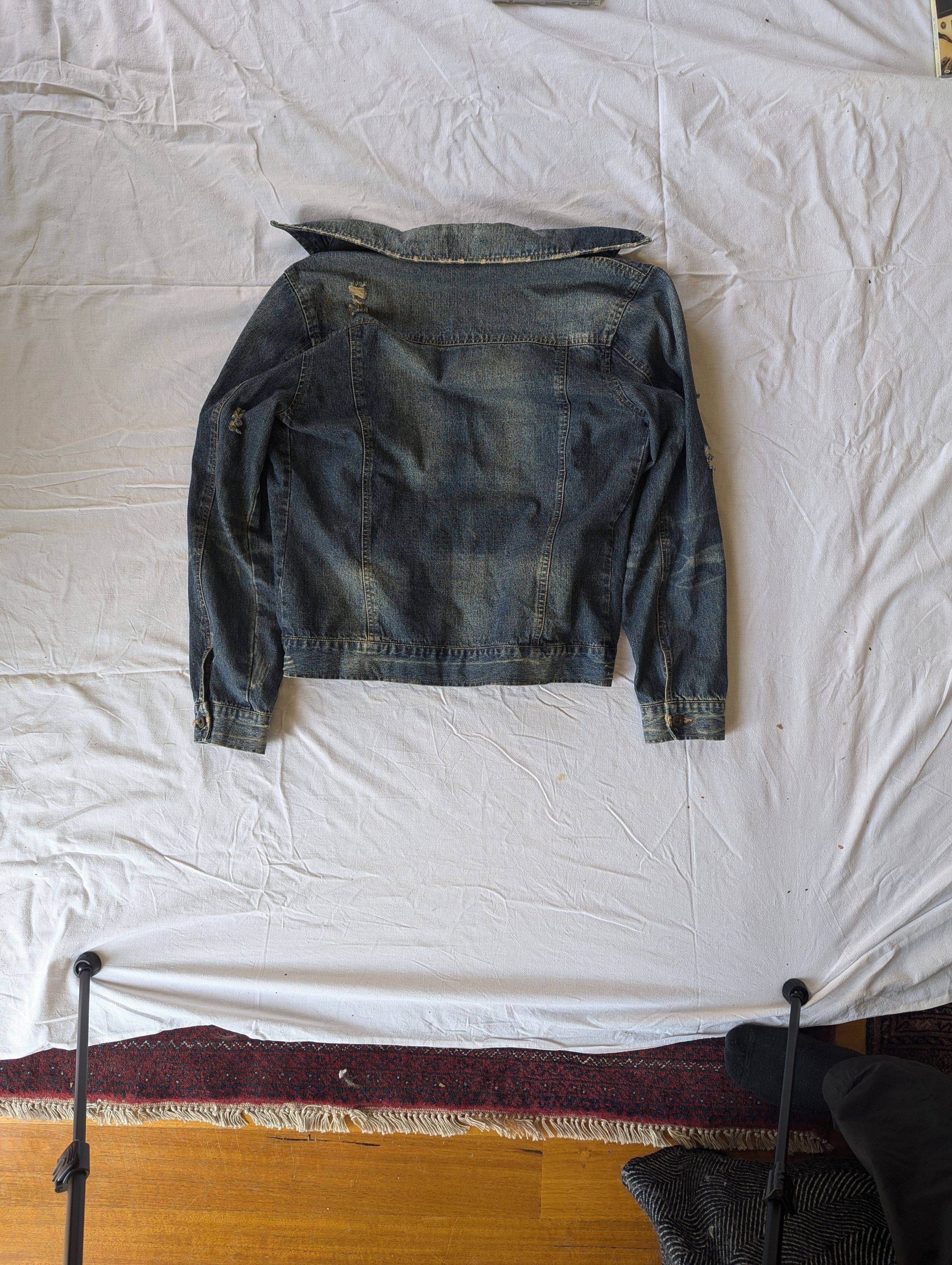 Other InTheAttic distressed cigarette holder denim jacket Size US L / EU 52-54 / 3 - 3 Thumbnail
