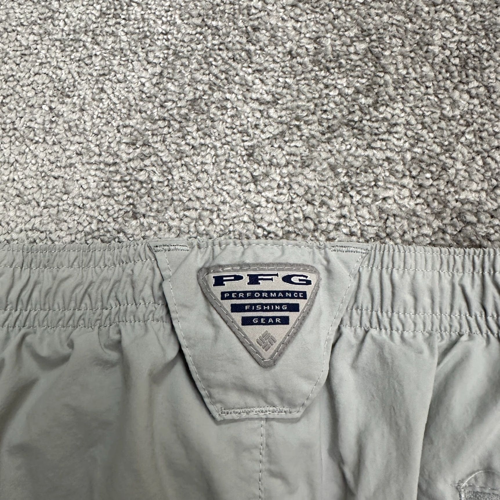 Vintage Columbia Mens 2XP G2 Gray PFG Omni Shade Cargo Shorts Big & Tall 42x8 Nylon Breathable Pocket Size US 39 - 4 Thumbnail