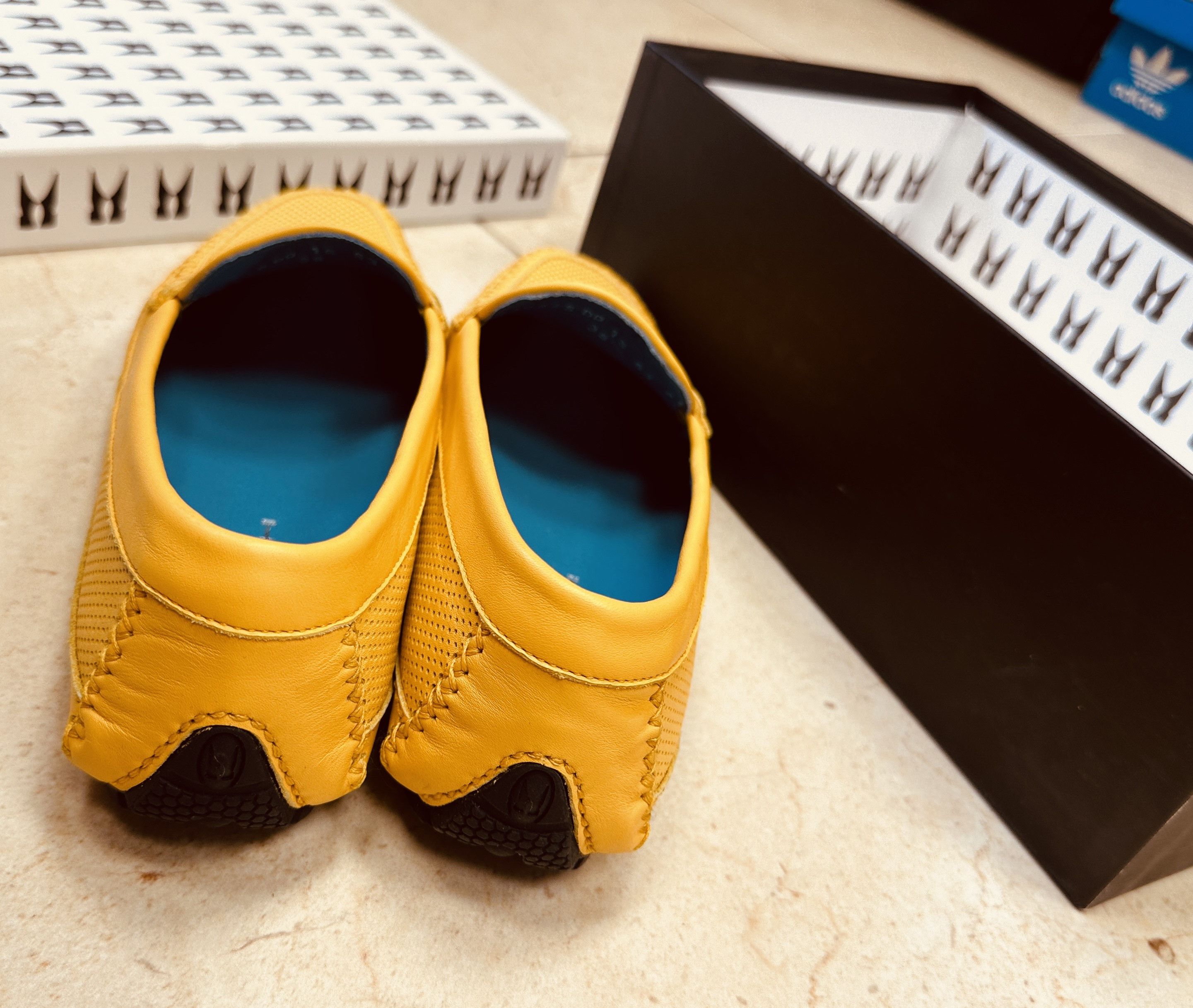 Moreschi Mocassini Yellow Leather Size US 7 / IT 37 - 4 Thumbnail