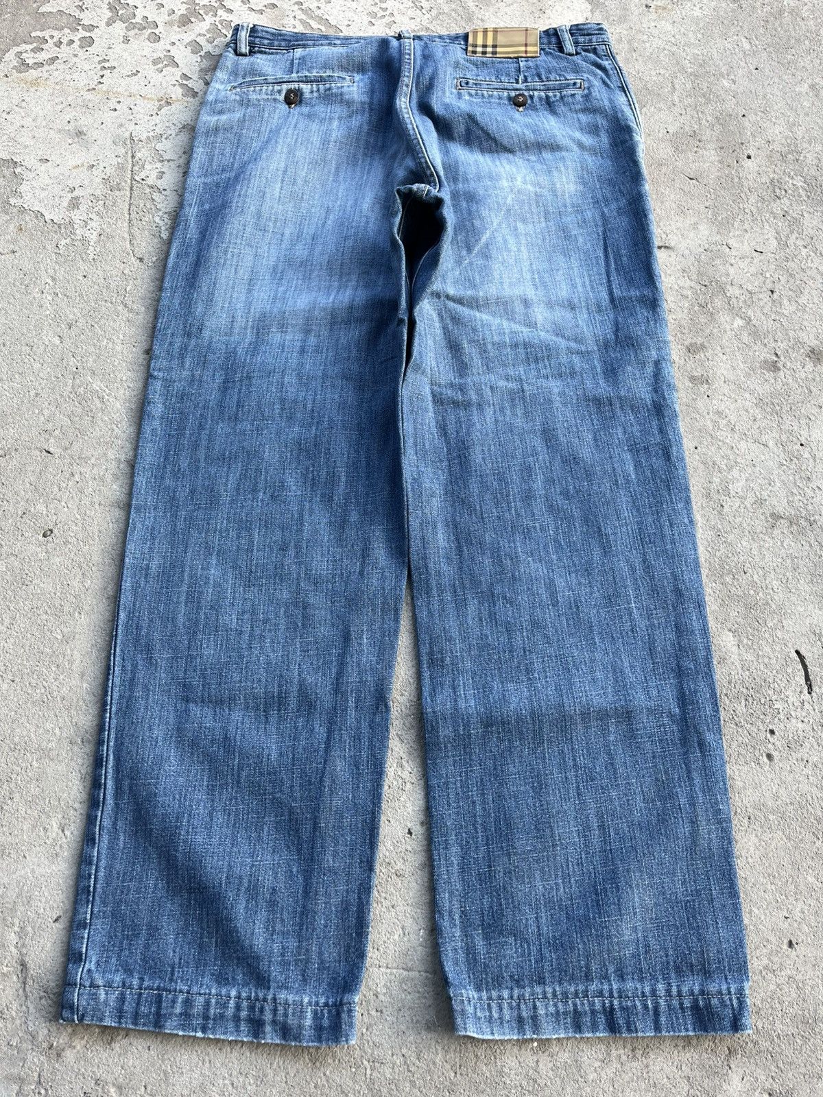 Burberry BURBERRY Vintage Distressed Faded Straight Fit Denim Jeans Size US 32 / EU 48 - 3 Thumbnail