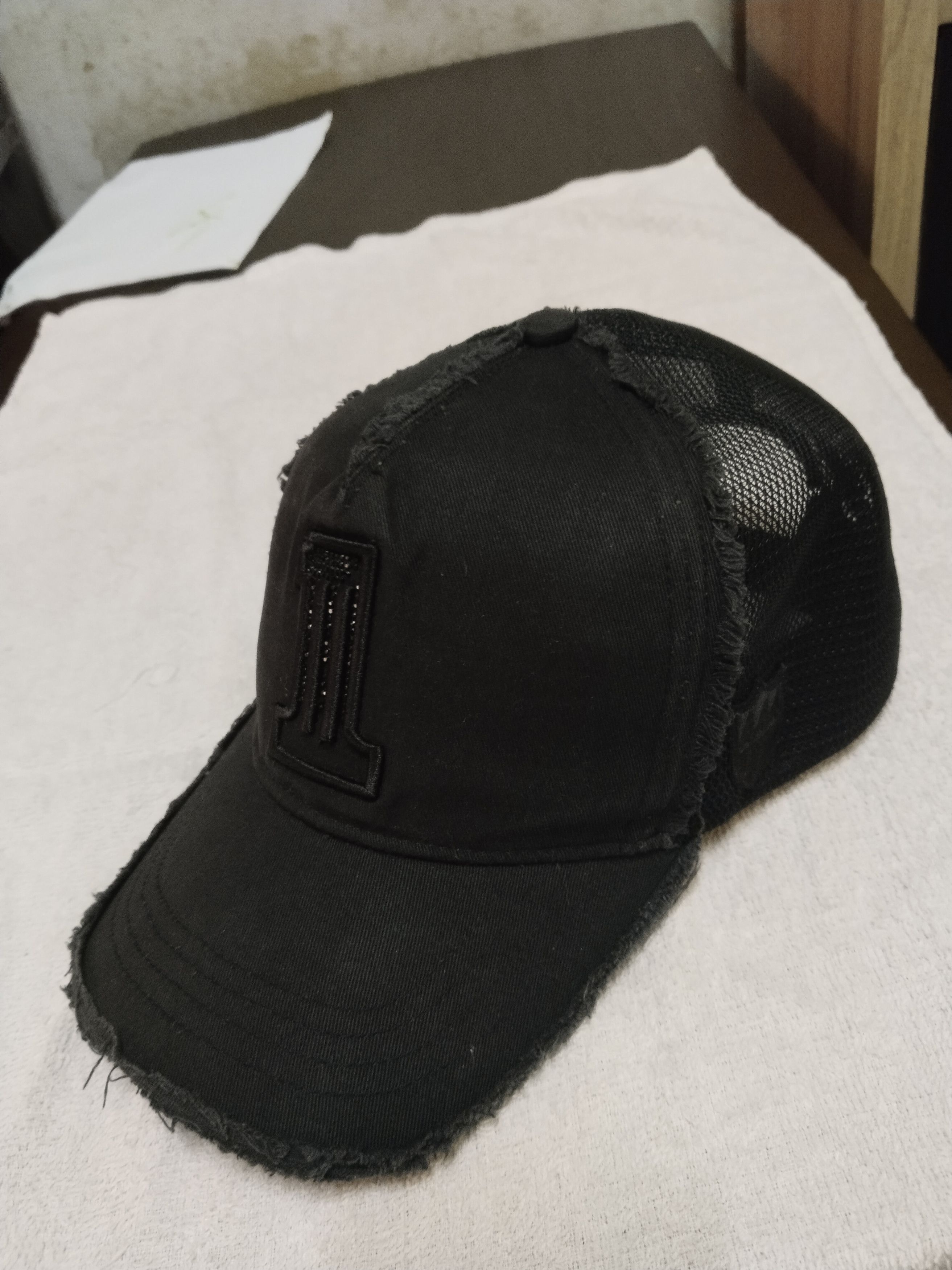Japanese Brand YOSHINORI KOTAKE DISTRESSED TRUCKER HAT Size ONE SIZE - 2 Thumbnail