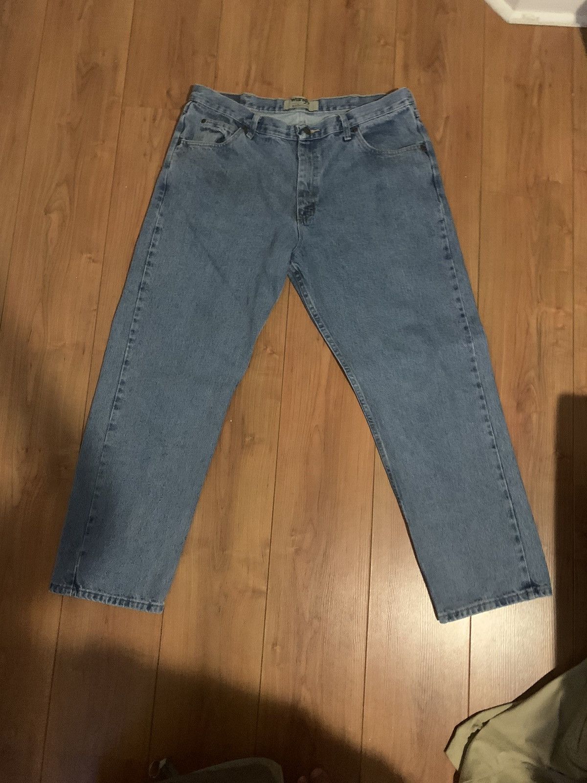 Vintage × Wrangler Wrangler Men’s Authentic Relaxed Fit Jeans - Medium Blue Size US 38 / EU 54 - 1 Thumbnail