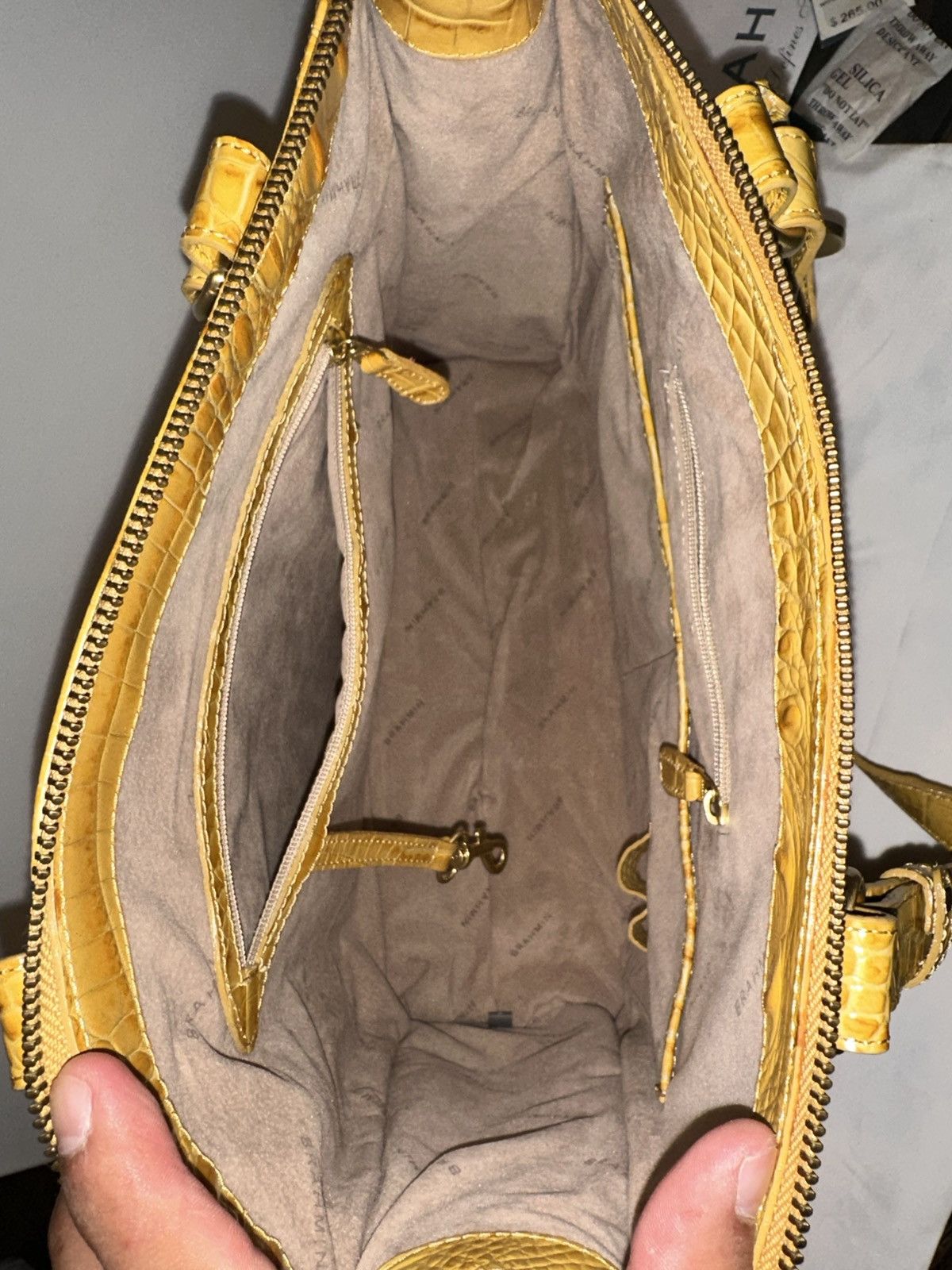 BRAHMIN Brahmin Anywhere Tote – Mustard Leather Tote NWT $325 MSRP Size ONE SIZE - 8 Thumbnail