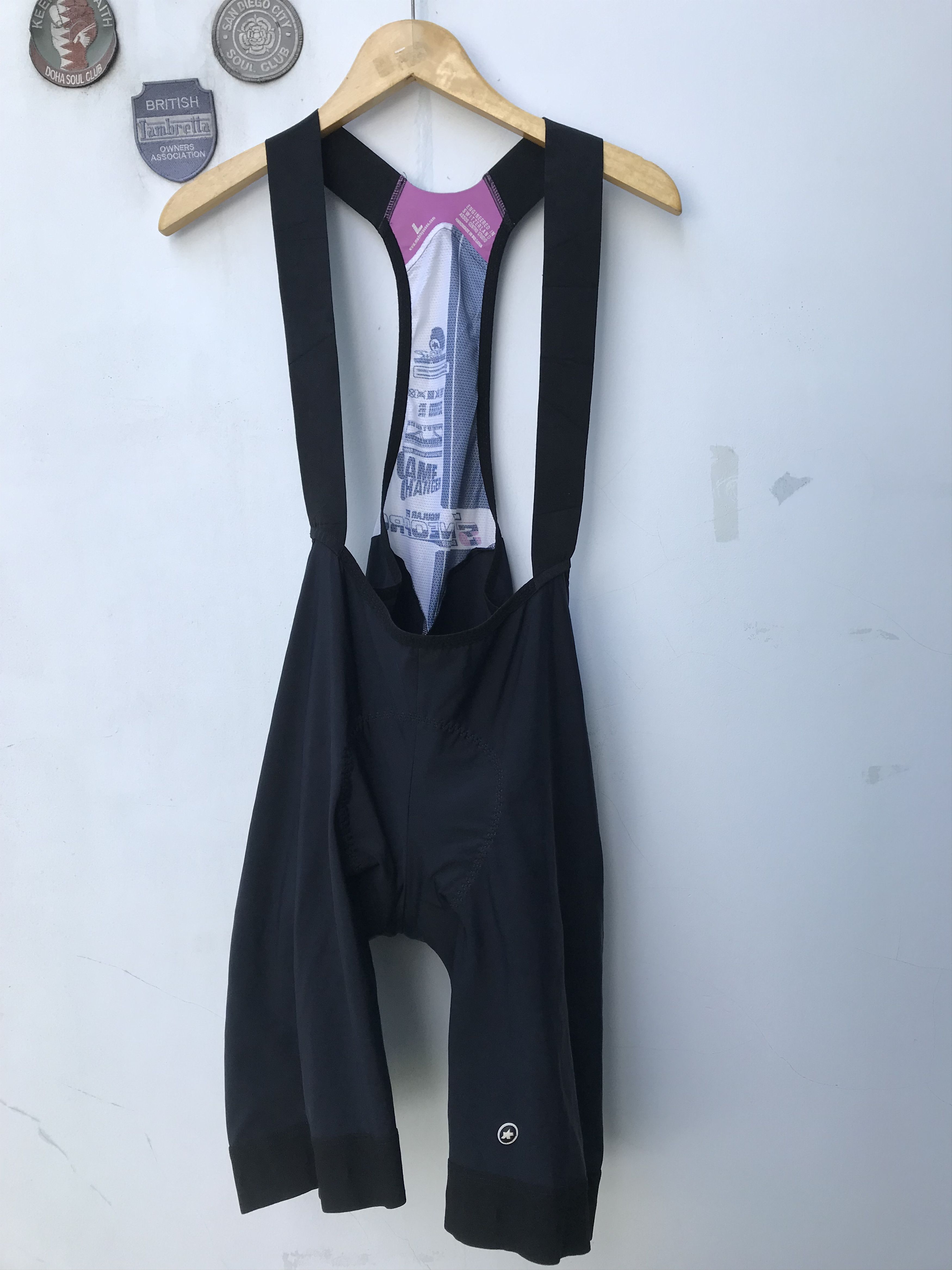 Designer × GOREWEAR × Swissgear Assos T.neoPro_s7 bib shorts Bike Jersey short pants black Size US 34 / EU 50 - 19 Thumbnail