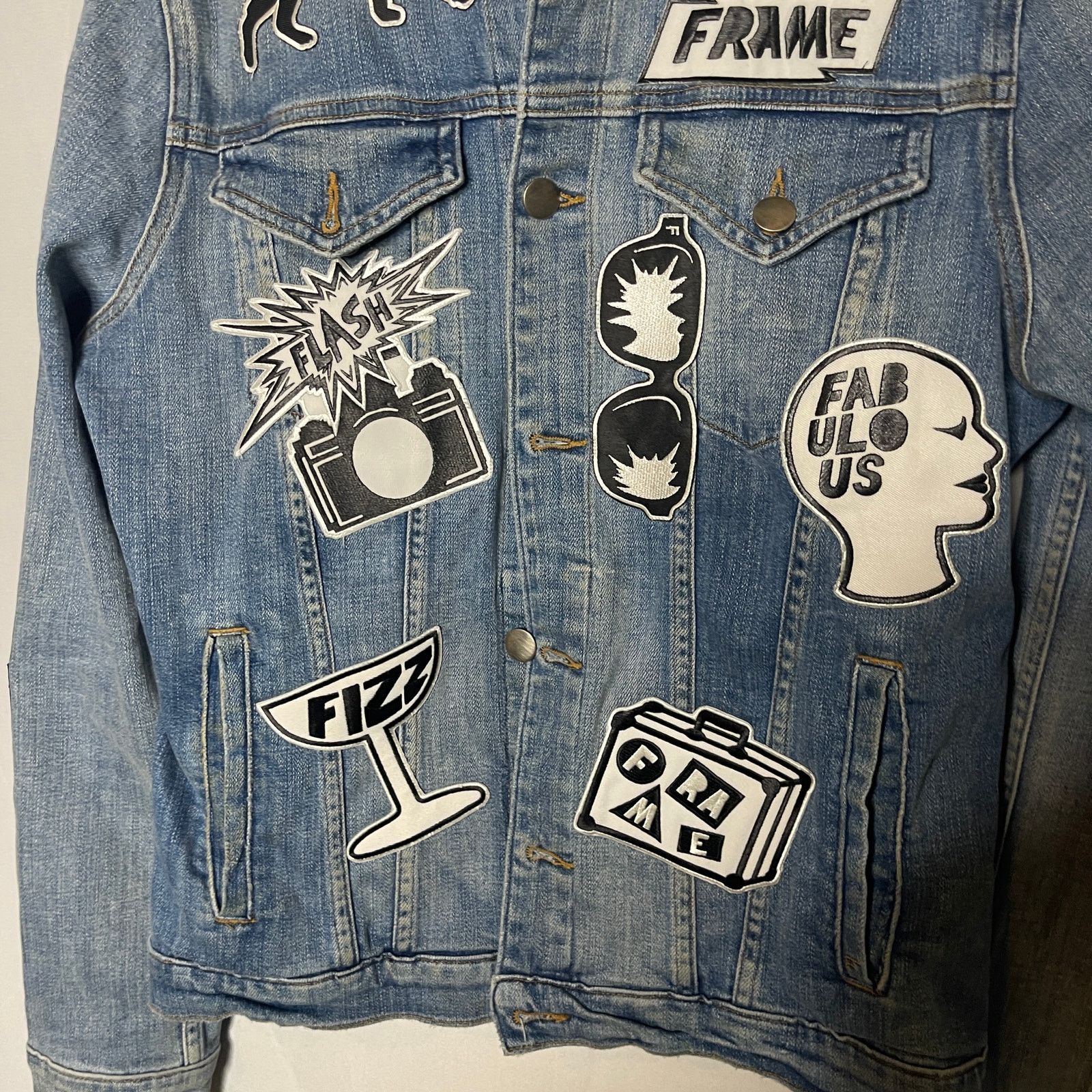 Frame FRAME Denim Embroidered Patches Denim Jacket Sz S Size S / US 4 / IT 40 - 6 Thumbnail