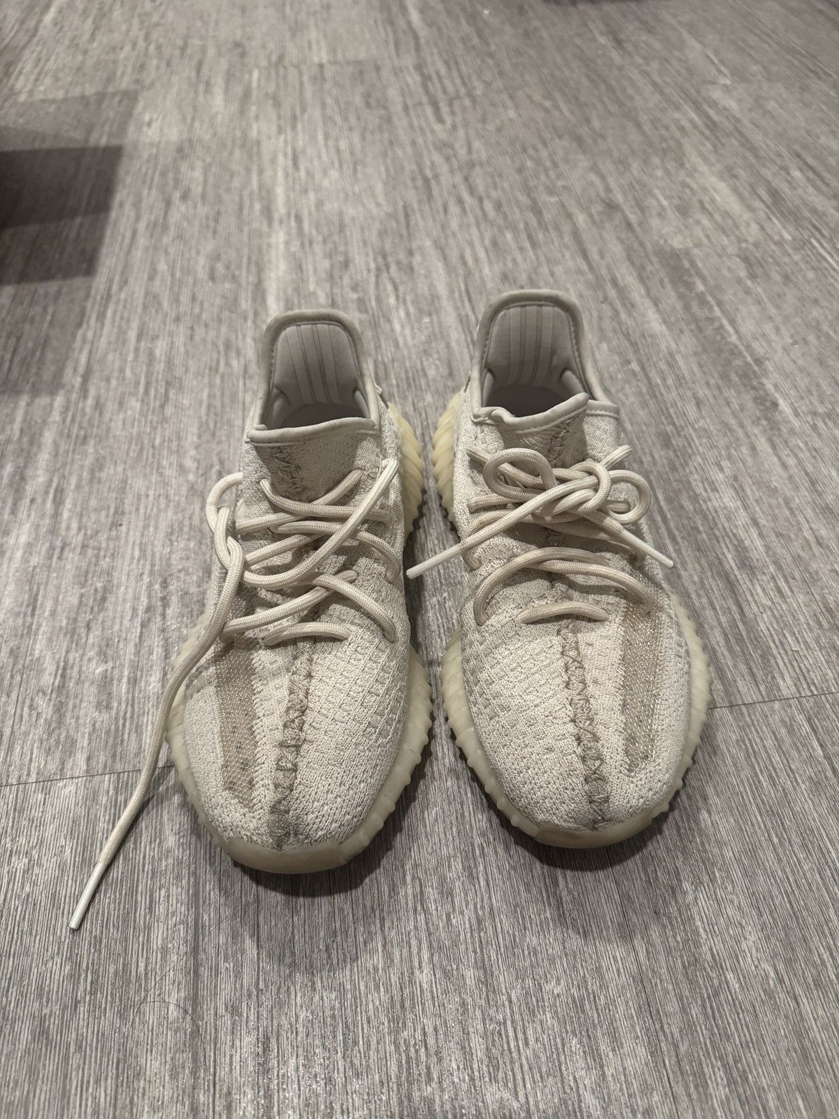 Adidas Adidas Yeezy Boost 350 V2 Bone Size US 5 / EU 37 - 3 Thumbnail