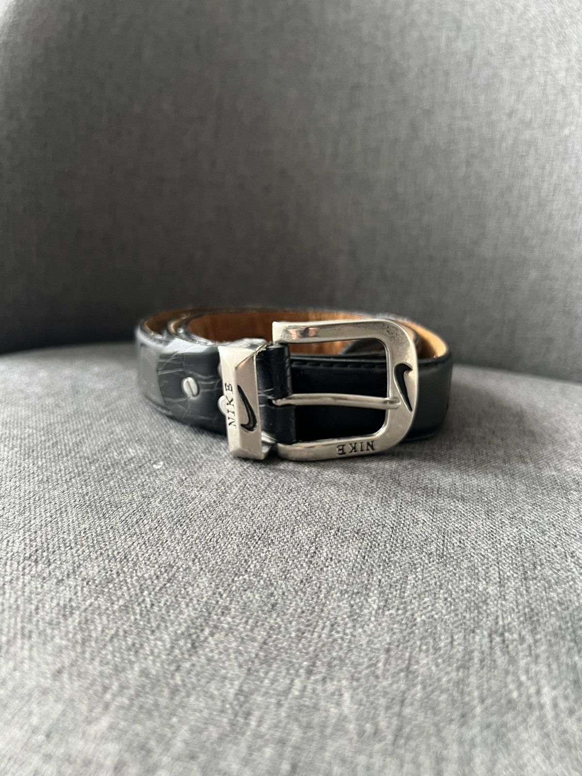 If Six Was Nine Vintage Nike Belt Leather 90s Y2K Logo Style USA Size ONE SIZE - 3 Thumbnail