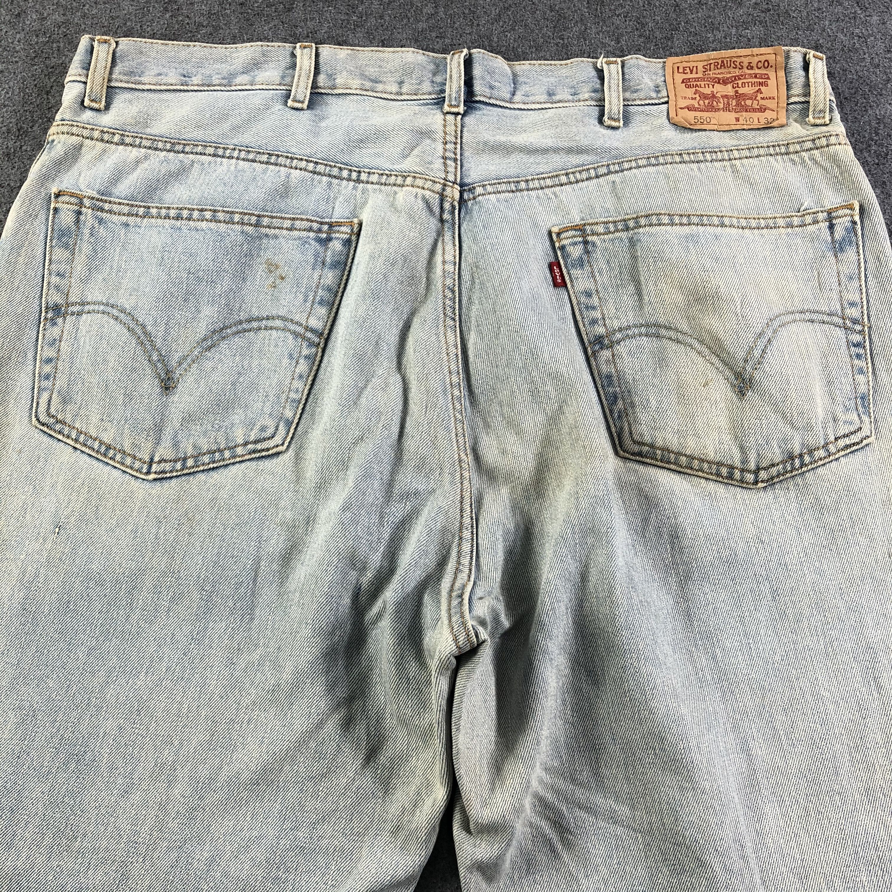 Levi's Vintage Light Wash Levis 550 Jeans-J2784 Size US 43 - 4 Thumbnail