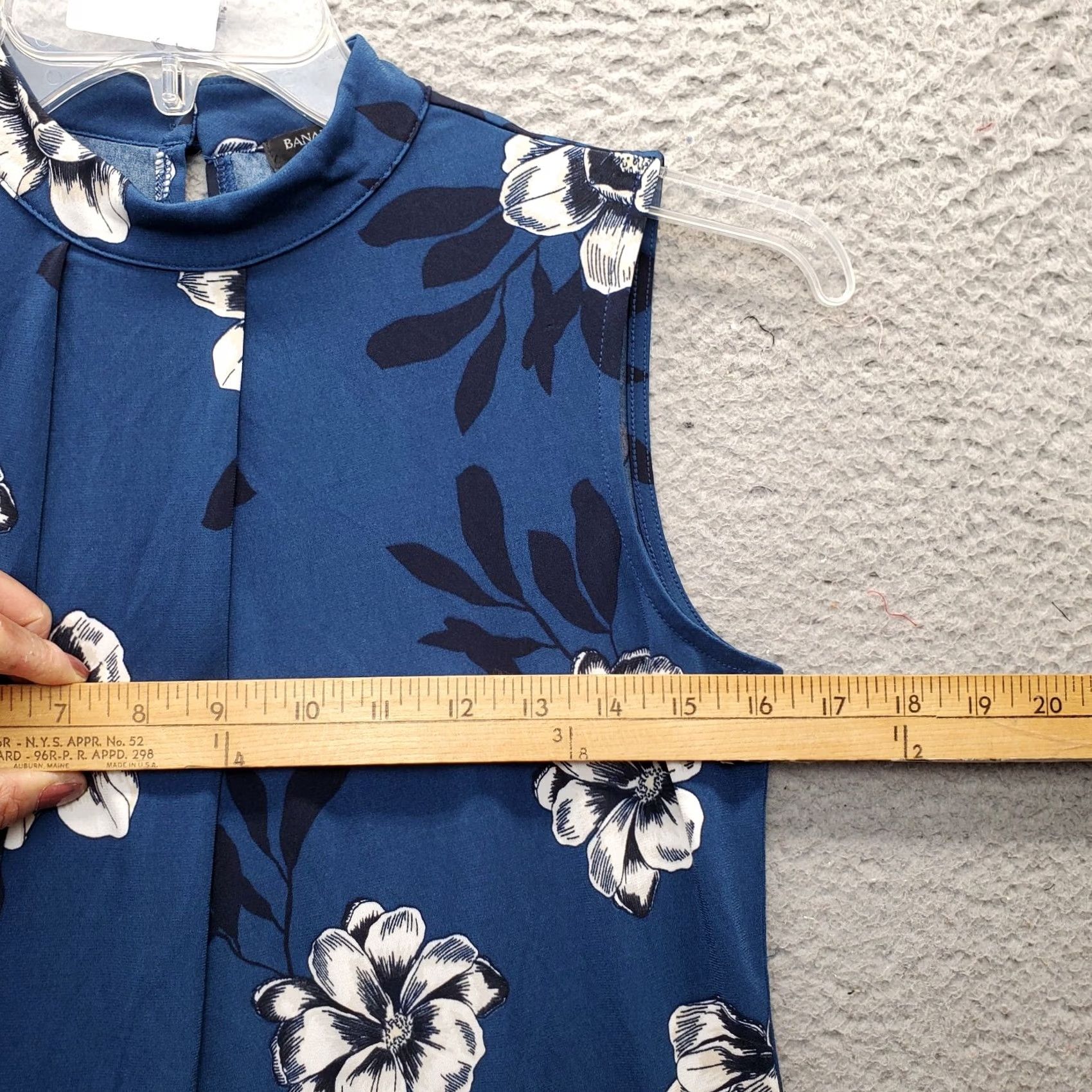 Banana Republic Banana Republic Blouse Top Womens XS Multi Floral Stretch Sleeveless Pullover Size XS / US 0-2 / IT 36-38 - 4 Thumbnail