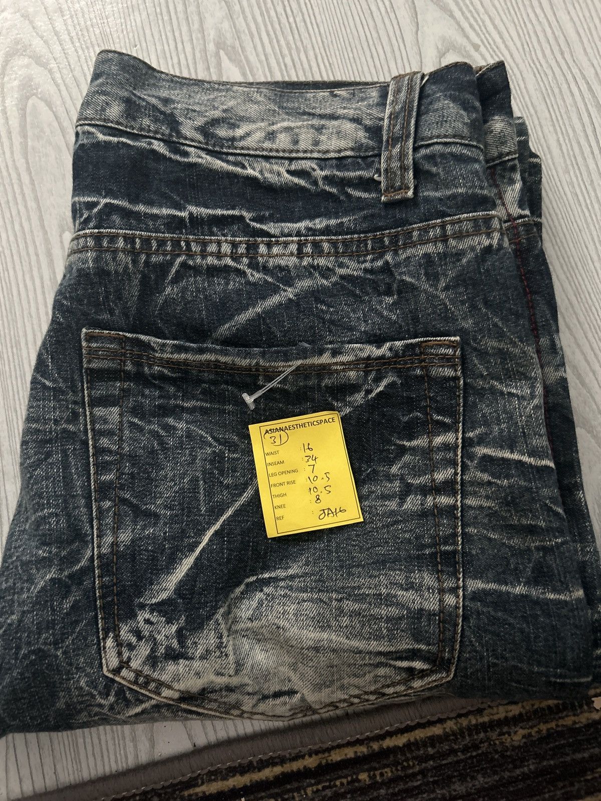 Tornado Mart Lowbox Whiskered Distressed Straight Leg Denim Fade Wash Size US 31 - 22 Thumbnail