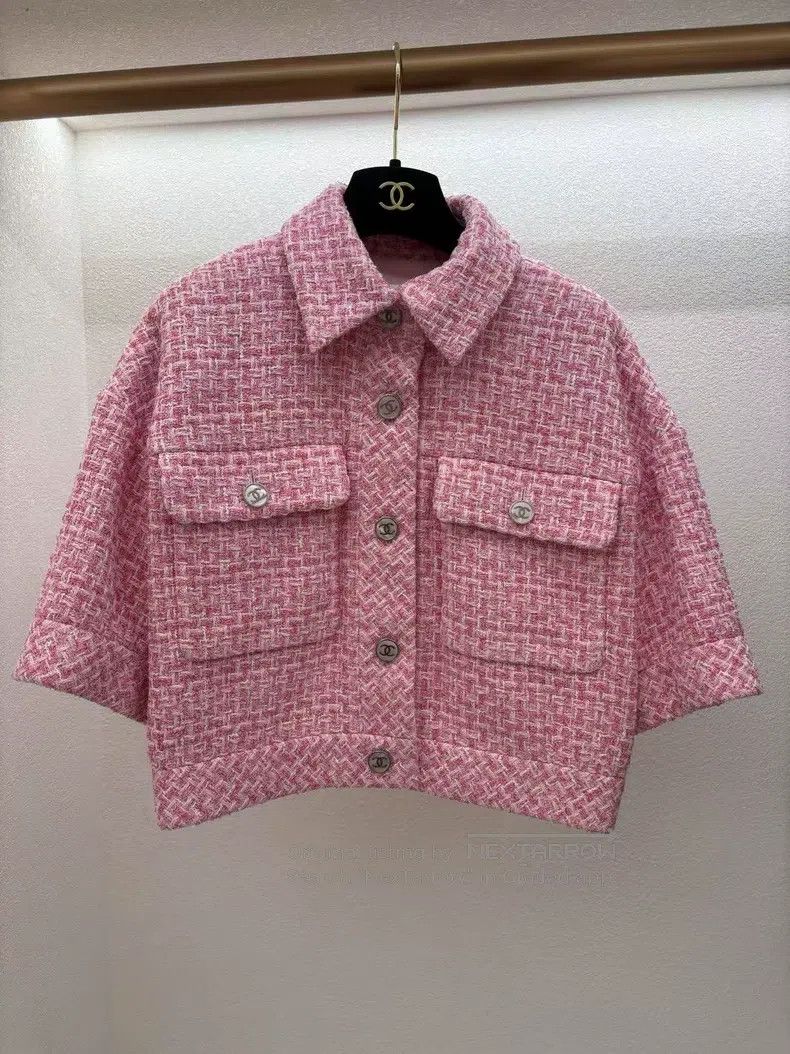Chanel Chanel 23 Spring and Summer Series Pink Tweed Short-sleeve Size XS / US 0-2 / IT 36-38 - 1 Thumbnail