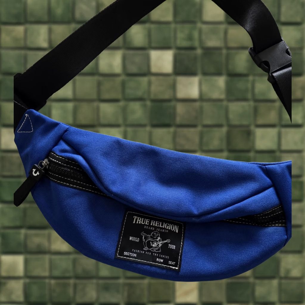 True Religion True Religion Blue Fanny Pack Hip Bag Buddha Unisex Crossbody Pouch Belt Bag & Fanny Pack Small Blue Polyester Zip Adjustable Strap Pockets Men Women Size ONE SIZE - 1 Thumbnail