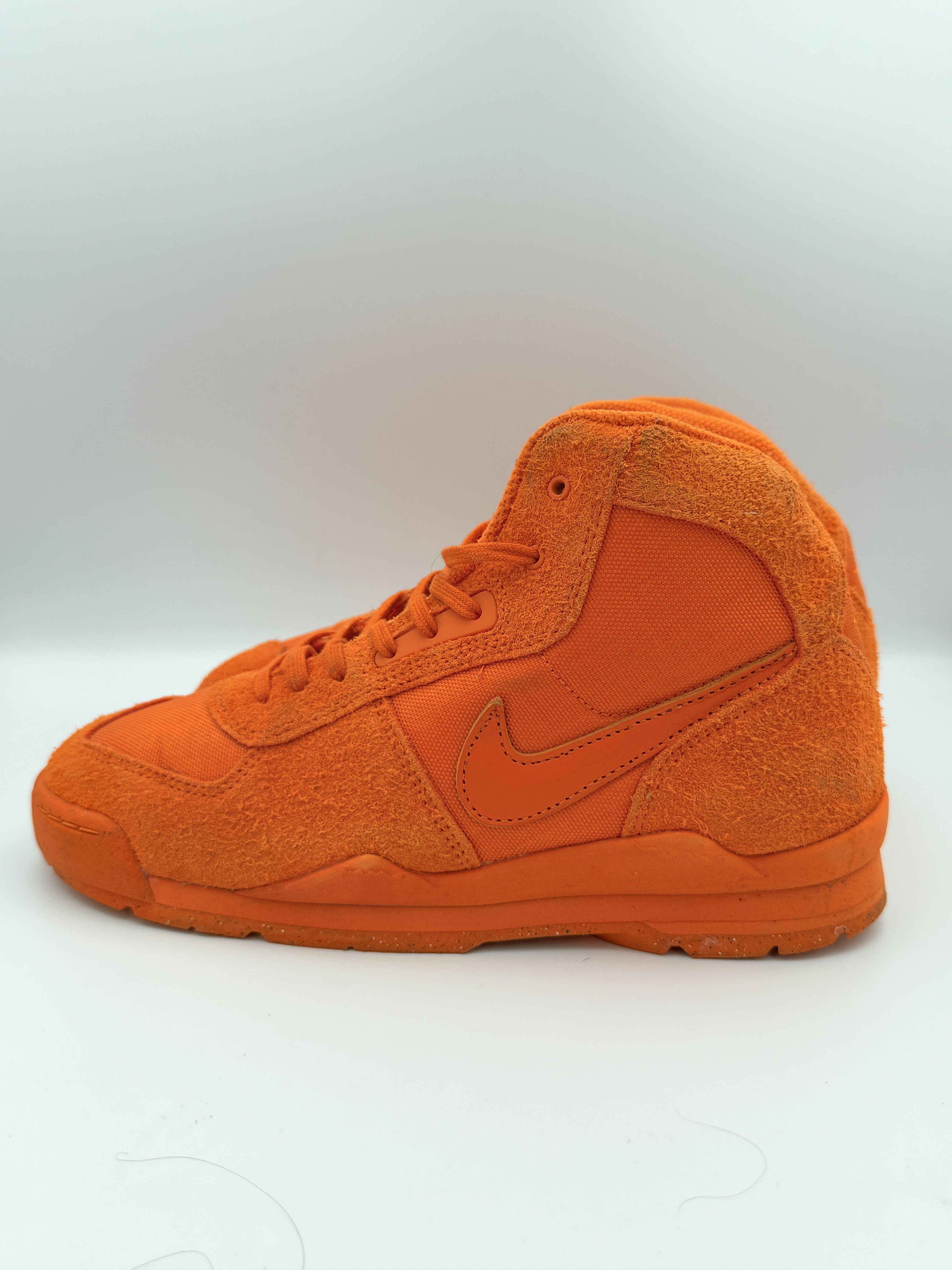Nike × Stussy Stussy Nike Air Baltoro Safety Orange Size US 10 / EU 43 - 4 Thumbnail