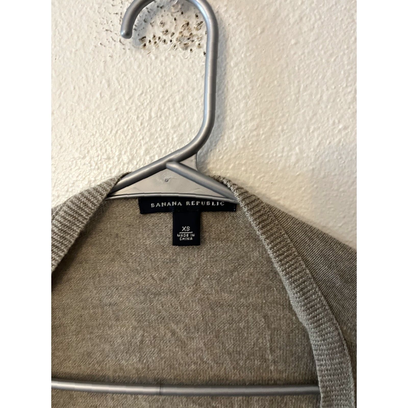 Banana Republic VINTAGE Banana Republic Cardigan Sweater Womens XS Brown Woven Ruffle Placket Size XS / US 0-2 / IT 36-38 - 3 Thumbnail