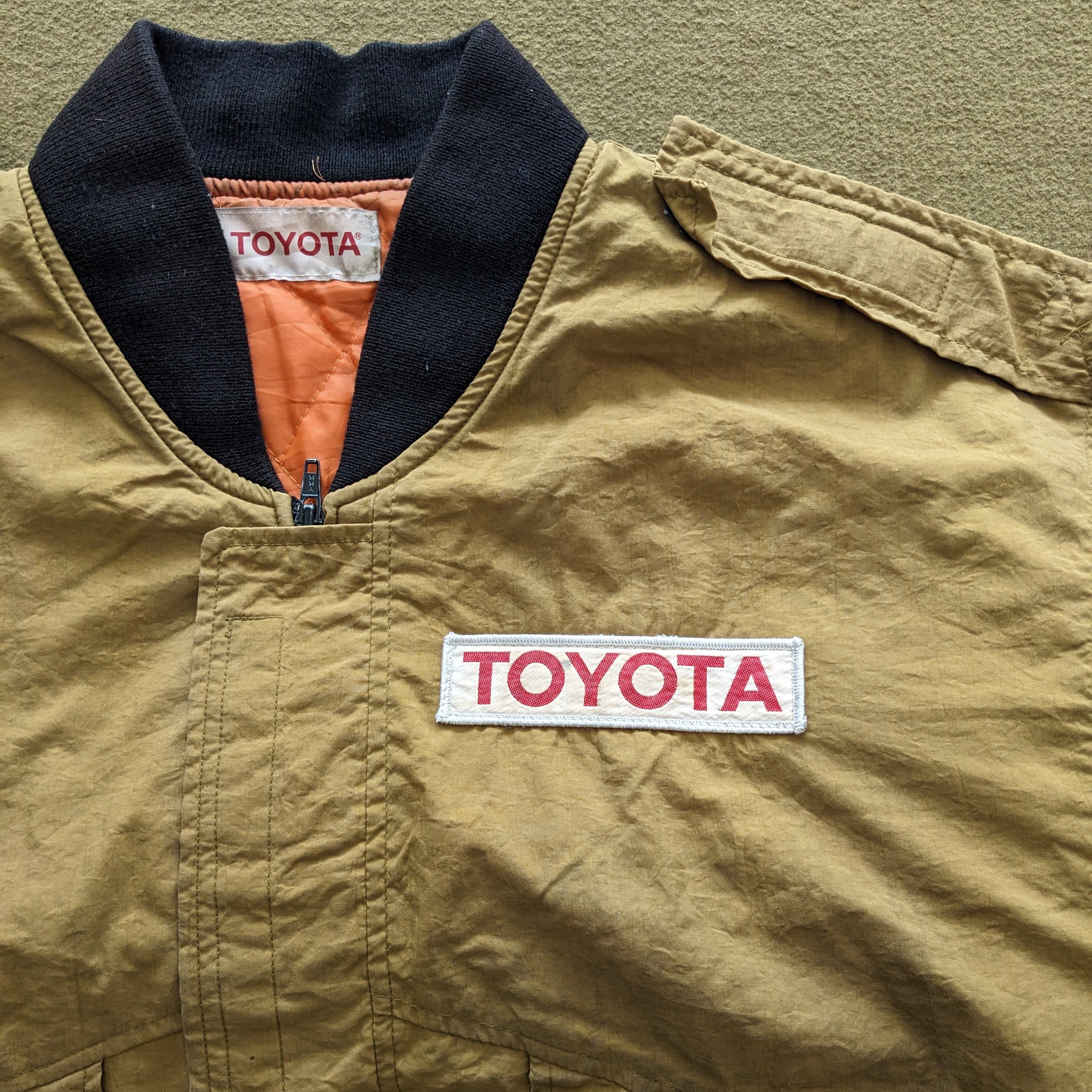 Japanese Brand Vintage TOYOTA Racing Motorsports Bomber Jacket Size US M / EU 48-50 / 2 - 4 Thumbnail
