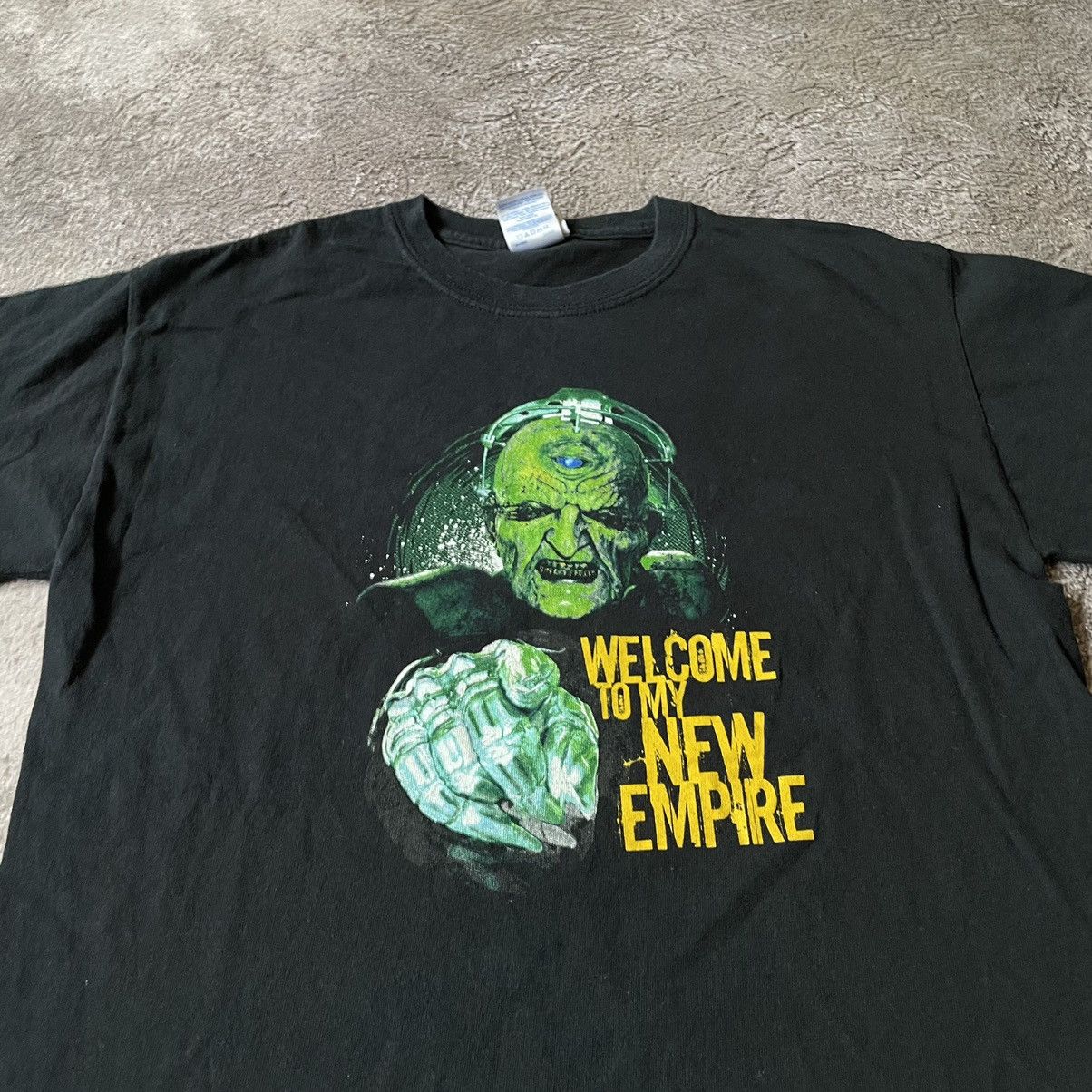 Band Tees Vintage Y2K SKELETON CREEPY FACE ABSTRACT ANGRY HORROR BONES Size US M / EU 48-50 / 2 - 5 Thumbnail