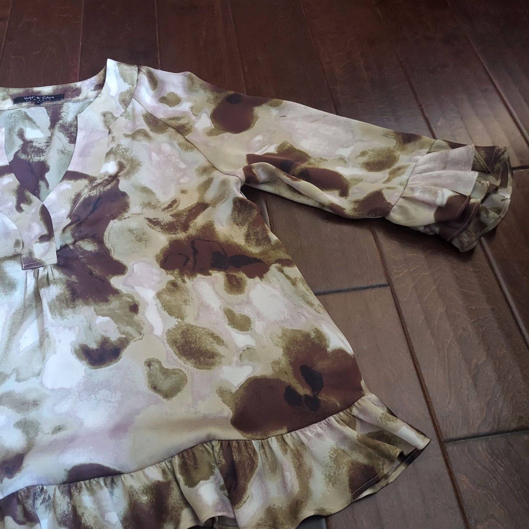 Sea New York Violet & Claire New York Women's Tye Die V Neck Blouse - 100% Polyester - Size L Size L / US 10 / IT 46 - 6 Thumbnail