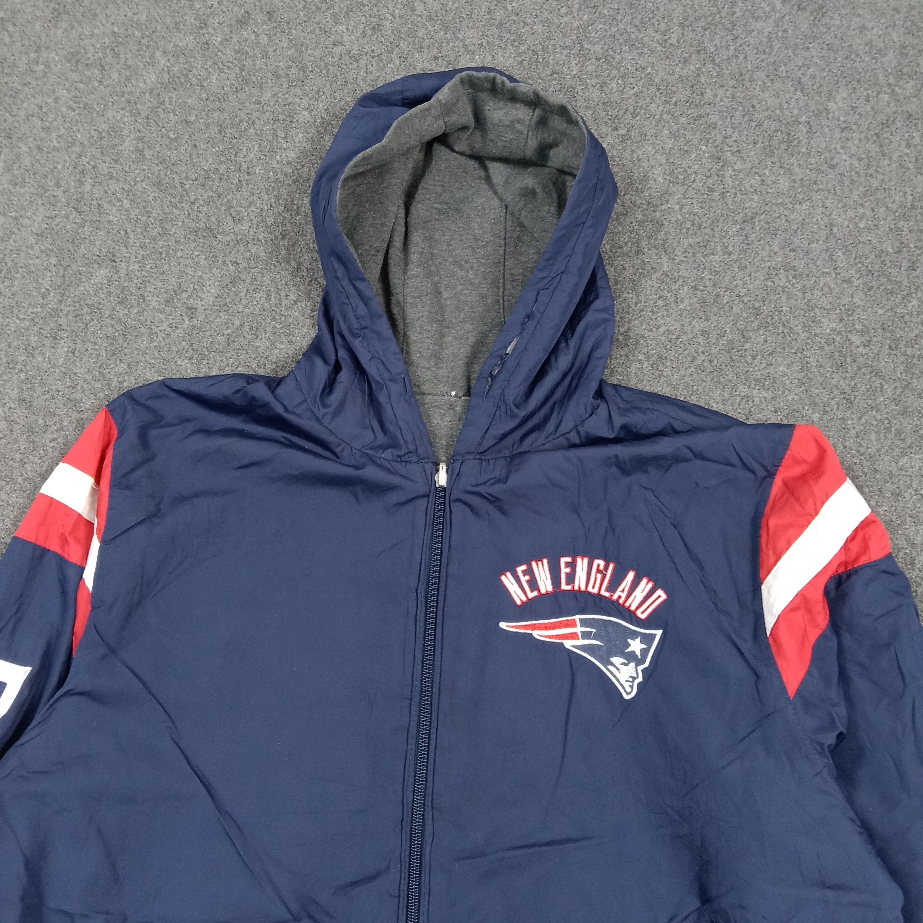 NFL New England Patriots Football Reversible Jacket C288N2 Size US XL / EU 56 / 4 - 7 Thumbnail
