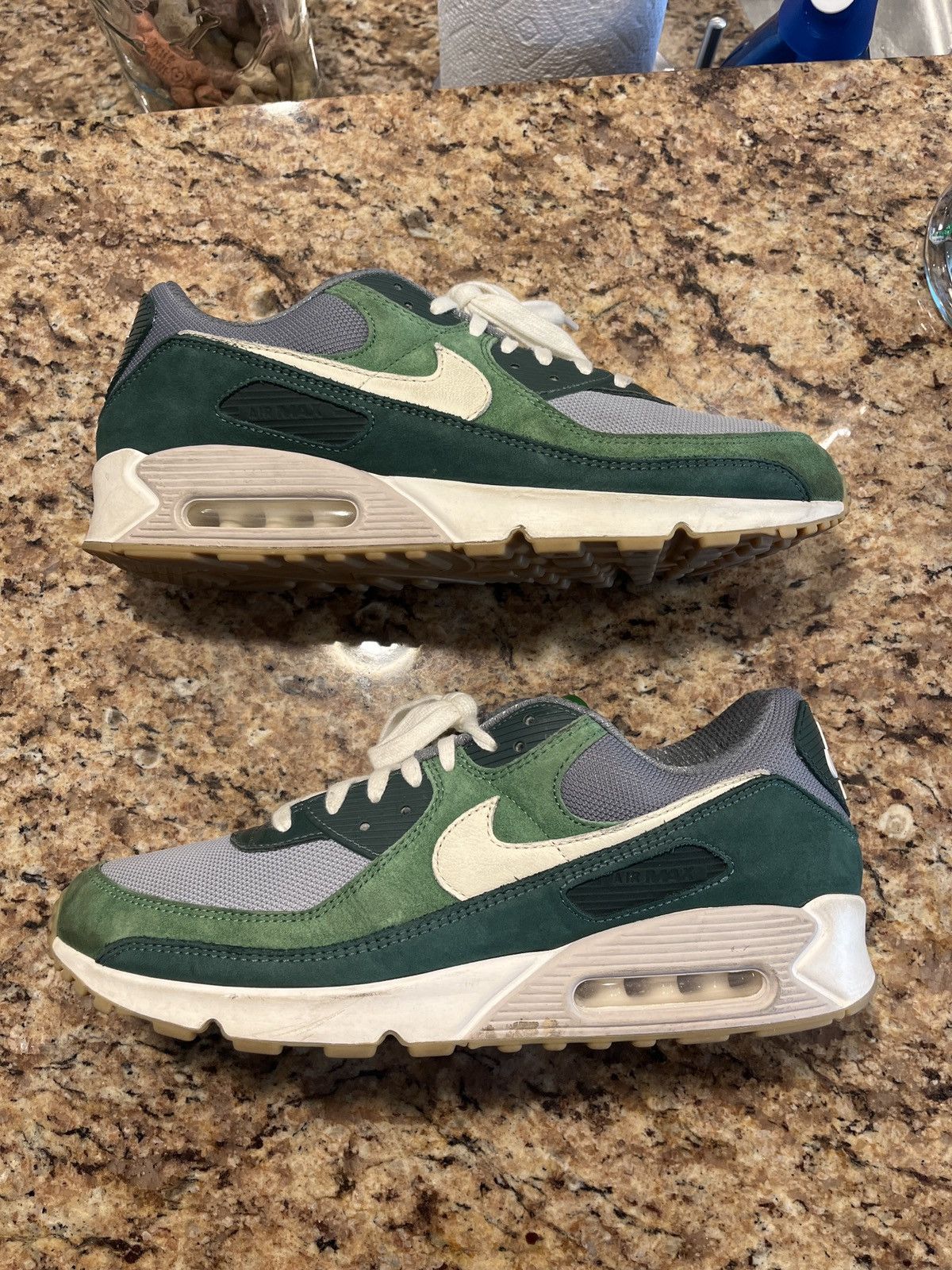 vapor green air max 90