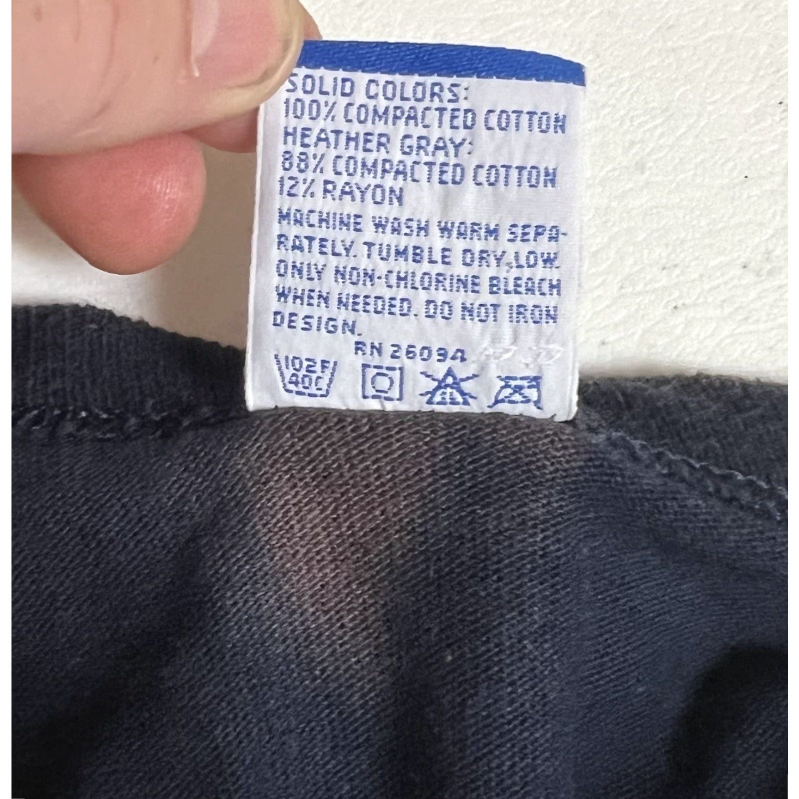 Champion VINTAGE Champion Johnson State College Blue T-shirt 80s Crew Neck Short Sleeve Men XL, Solid Cotton, Single Stitch, As Is, 80s Size US XL / EU 56 / 4 - 4 Thumbnail