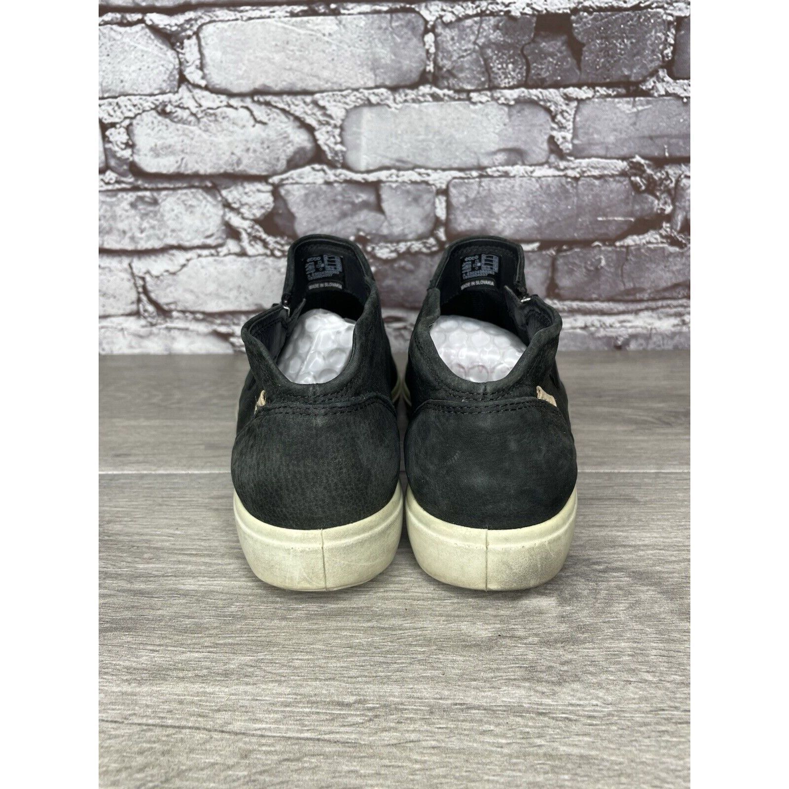 Ecco Ecco Soft 7 Black Leather Low Cut Zip Ankle Booties Sneakers Size US 10 / IT 40 - 5 Thumbnail