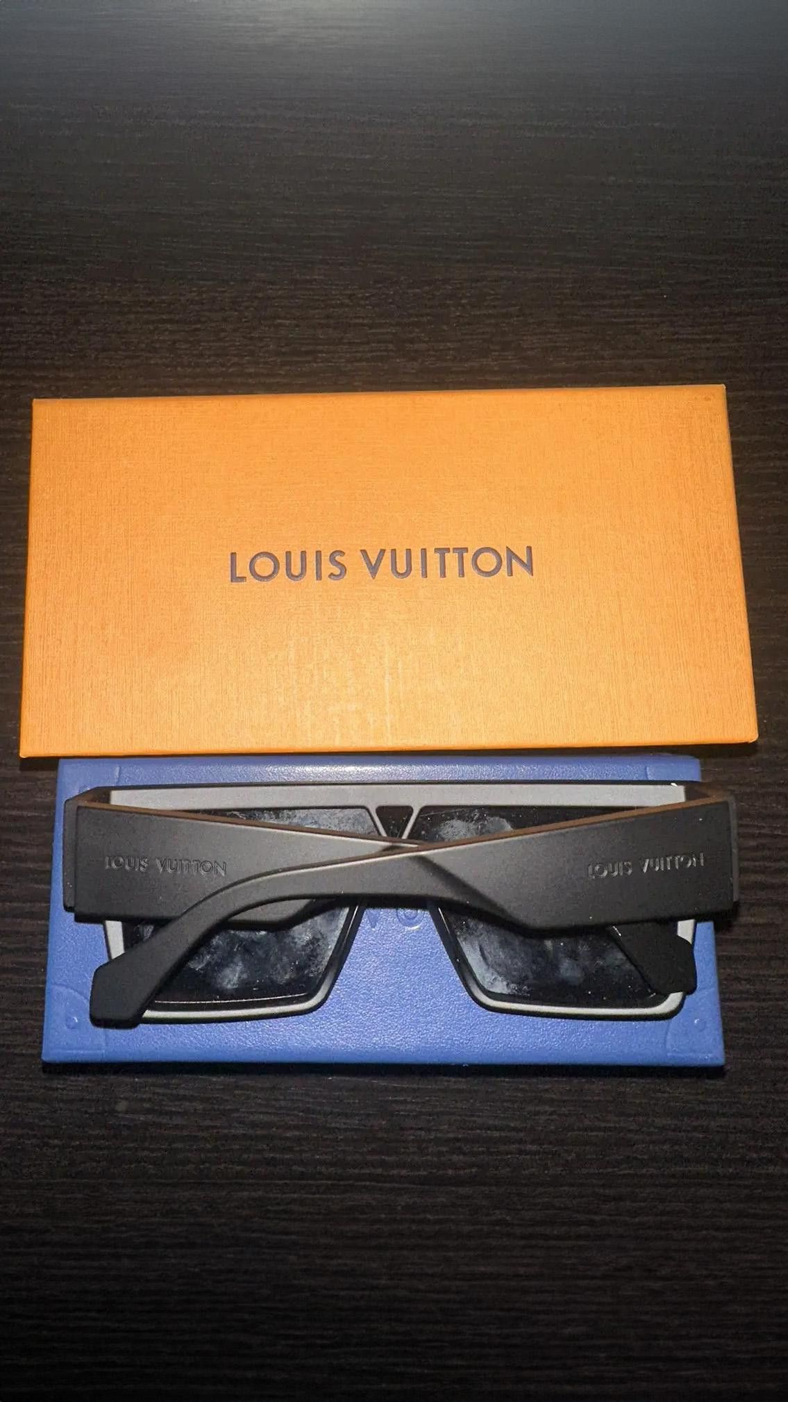Louis Vuitton Louis Vutton Monogram Sunglasses Size ONE SIZE - 4 Thumbnail