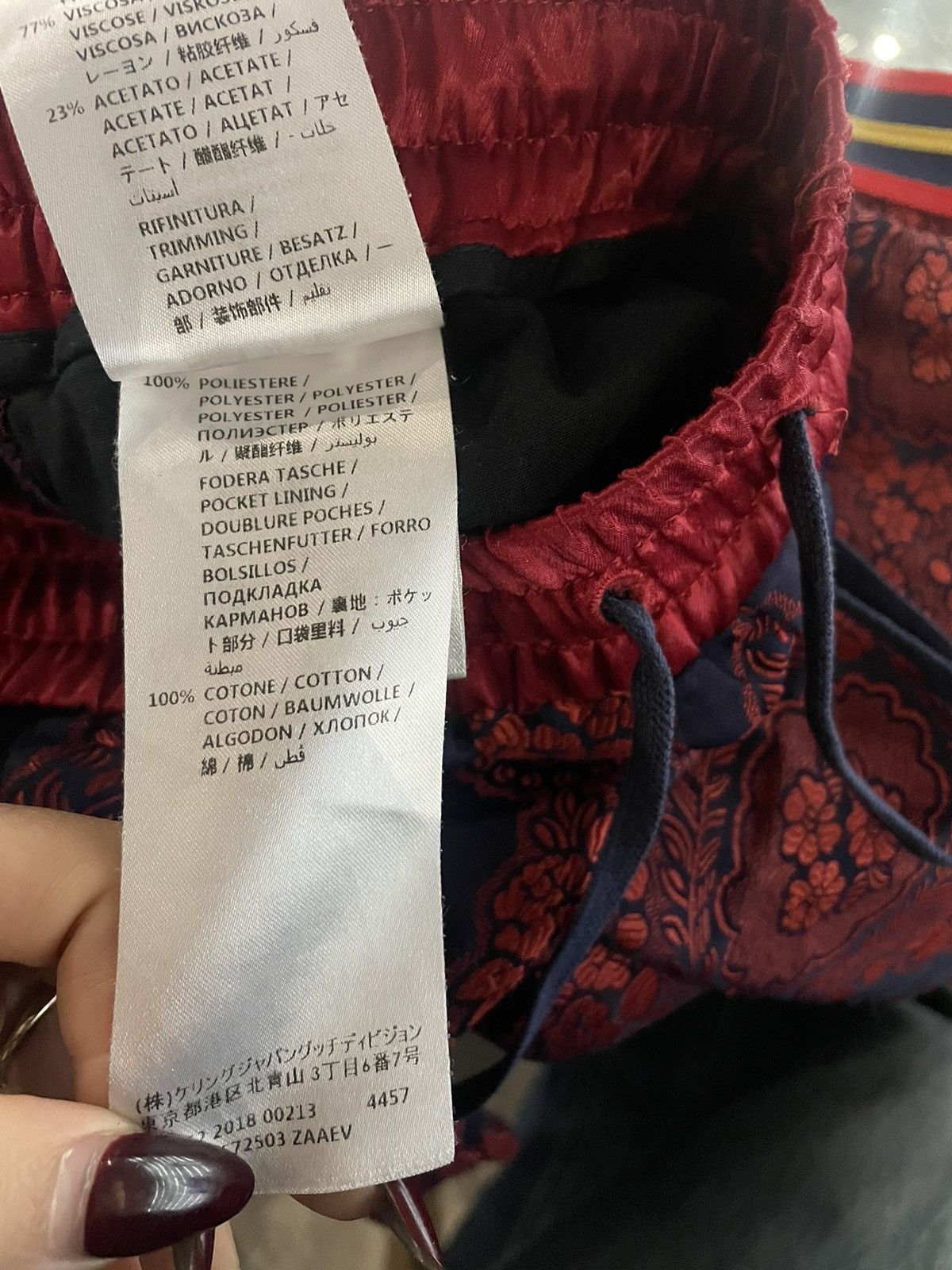 Gucci GUCCI RED SATIN FLORAL PRINT SIZE 50 Size US 38 / EU 54 - 11 Thumbnail