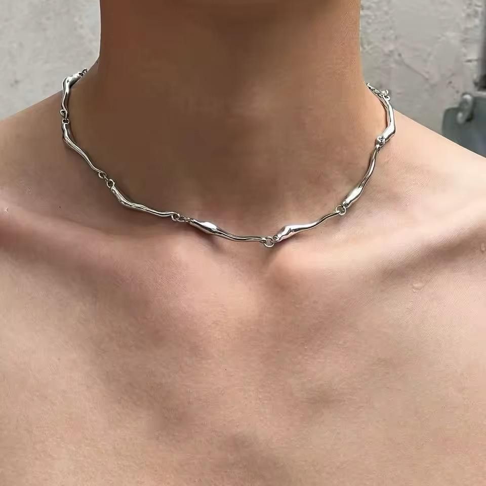 Jewelry Y2K Silver Necklace Size ONE SIZE - 1 Thumbnail