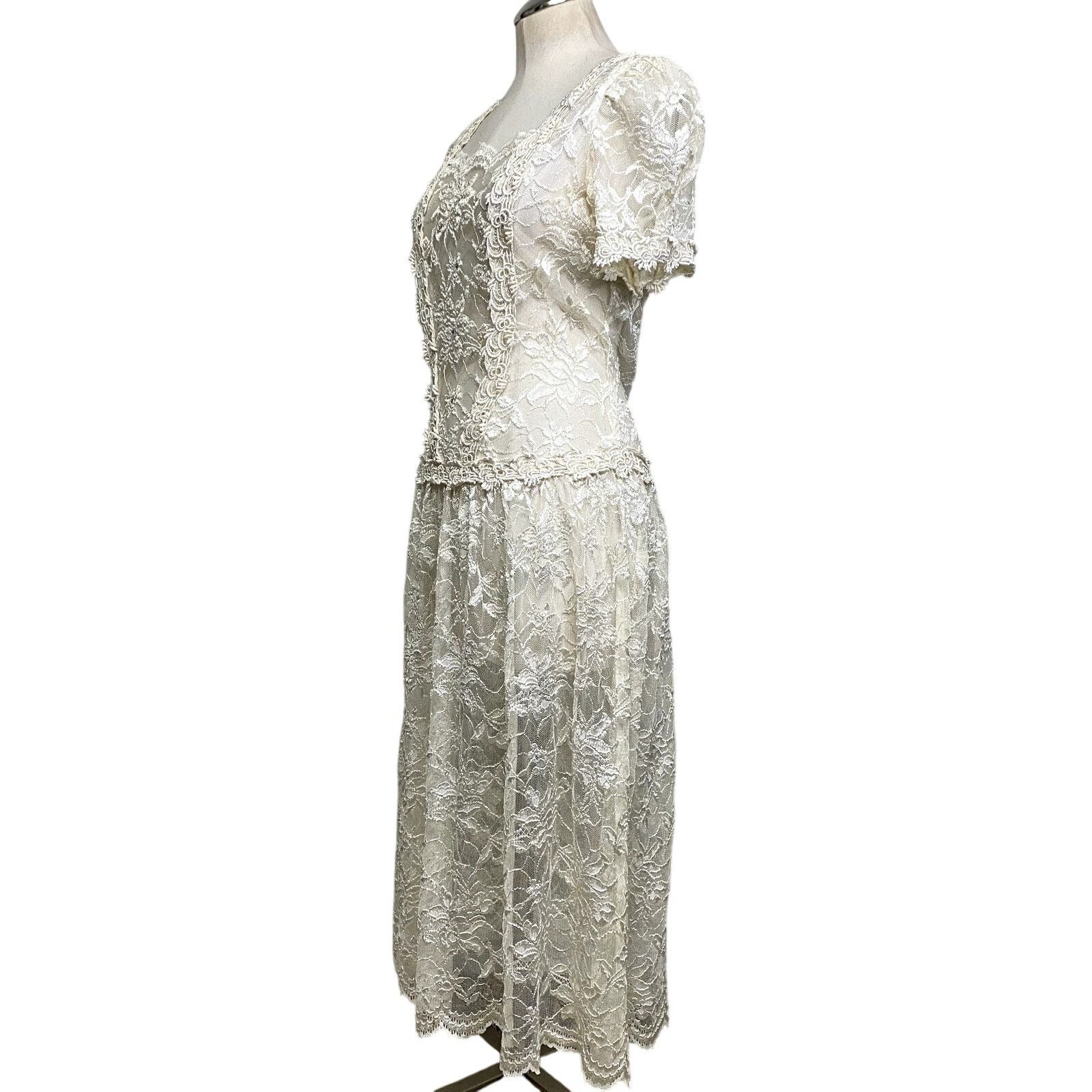 Other Beautiful VIntage 60's Sheer Lace Beaded Wedding Dress Size L / US 10 / IT 46 - 3 Thumbnail