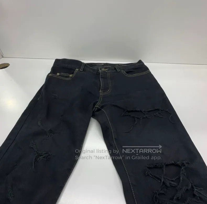 Saint Laurent Paris Saint Laurent Paris Gold thread wash big destroyed denim p Size US 31 - 6 Thumbnail
