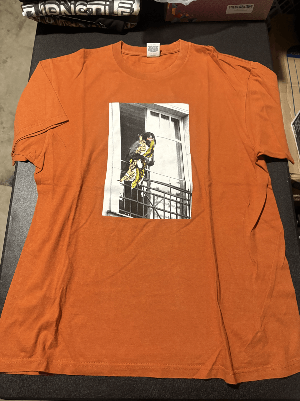 Antihero × Supreme Supreme Antihero Balcony Tee Rust Size US L / EU 52-54 / 3 - 1 Thumbnail