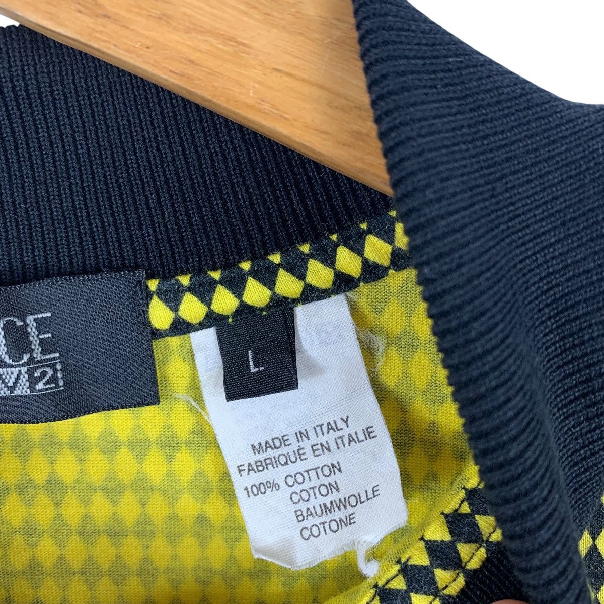 Designer × Versace Vintage VERSACE CLASSIC V2 polo tee Size US L / EU 52-54 / 3 - 10 Thumbnail