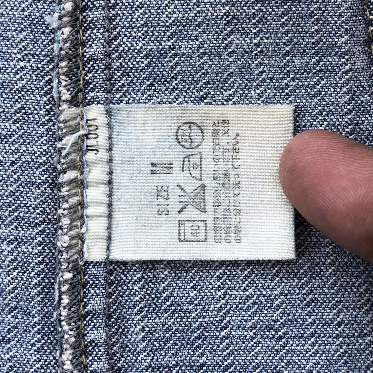 Levi's Vintage Levi's Redloop Tailored Jacket LOT 70802-05 Size US M / EU 48-50 / 2 - 19 Thumbnail