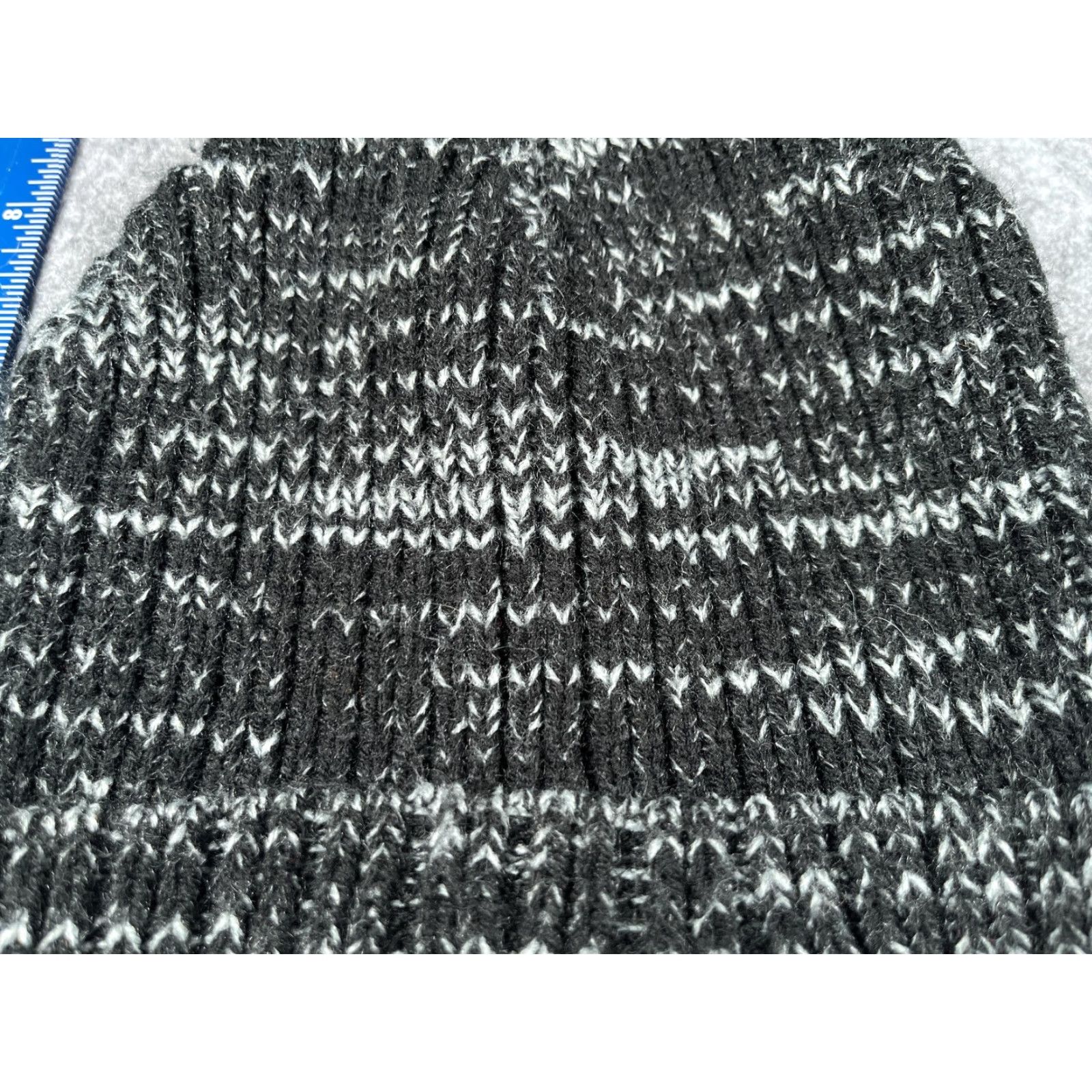 Vintage HitWear Hat Beanie Mens One Size Black Striped Knit Yankee Candle Logo Winter Size ONE SIZE - 3 Thumbnail