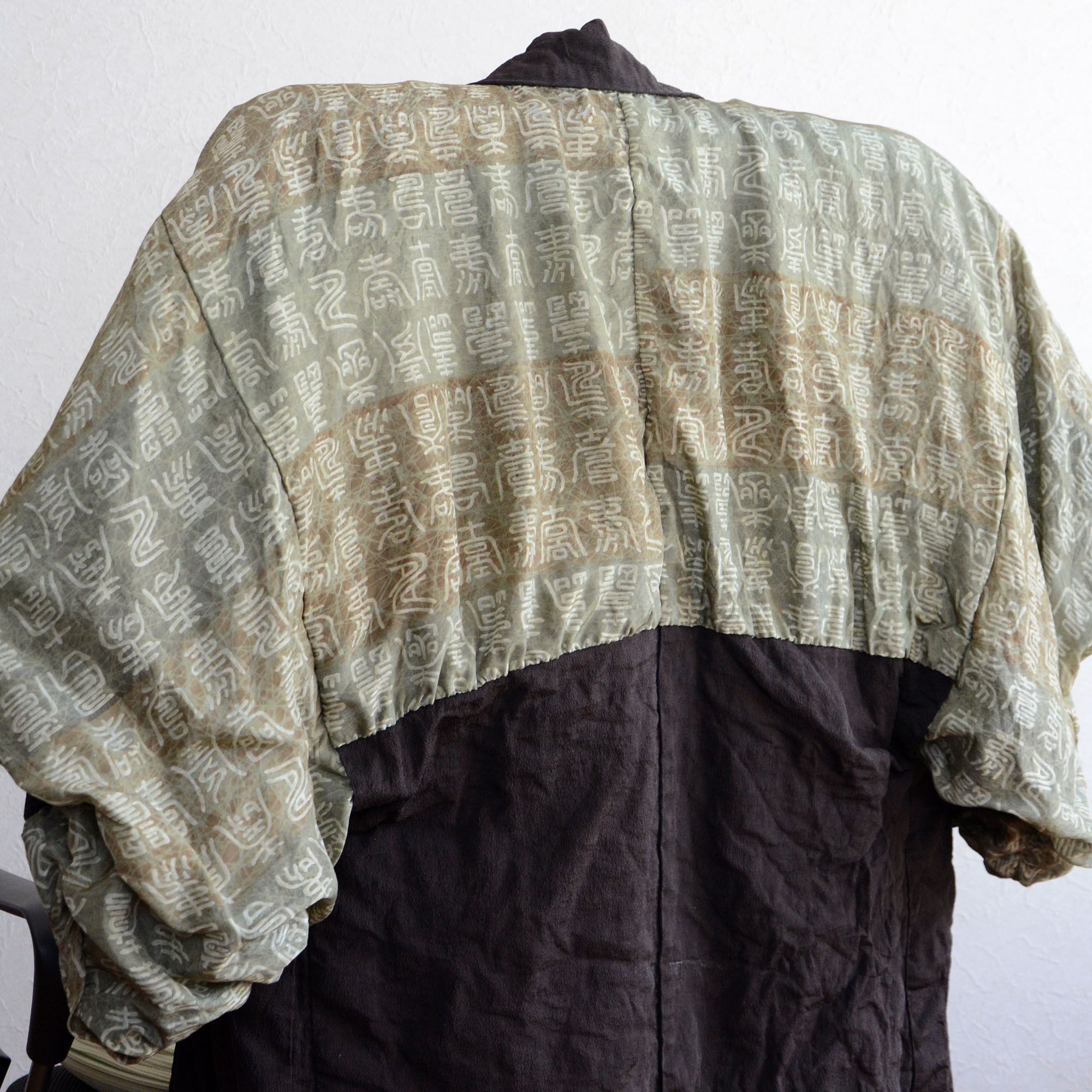 Japanese Brand × Vintage Haori Kimono Japanese Vintage Jacket Chirimen Fabric Size US M / EU 48-50 / 2 - 12 Thumbnail