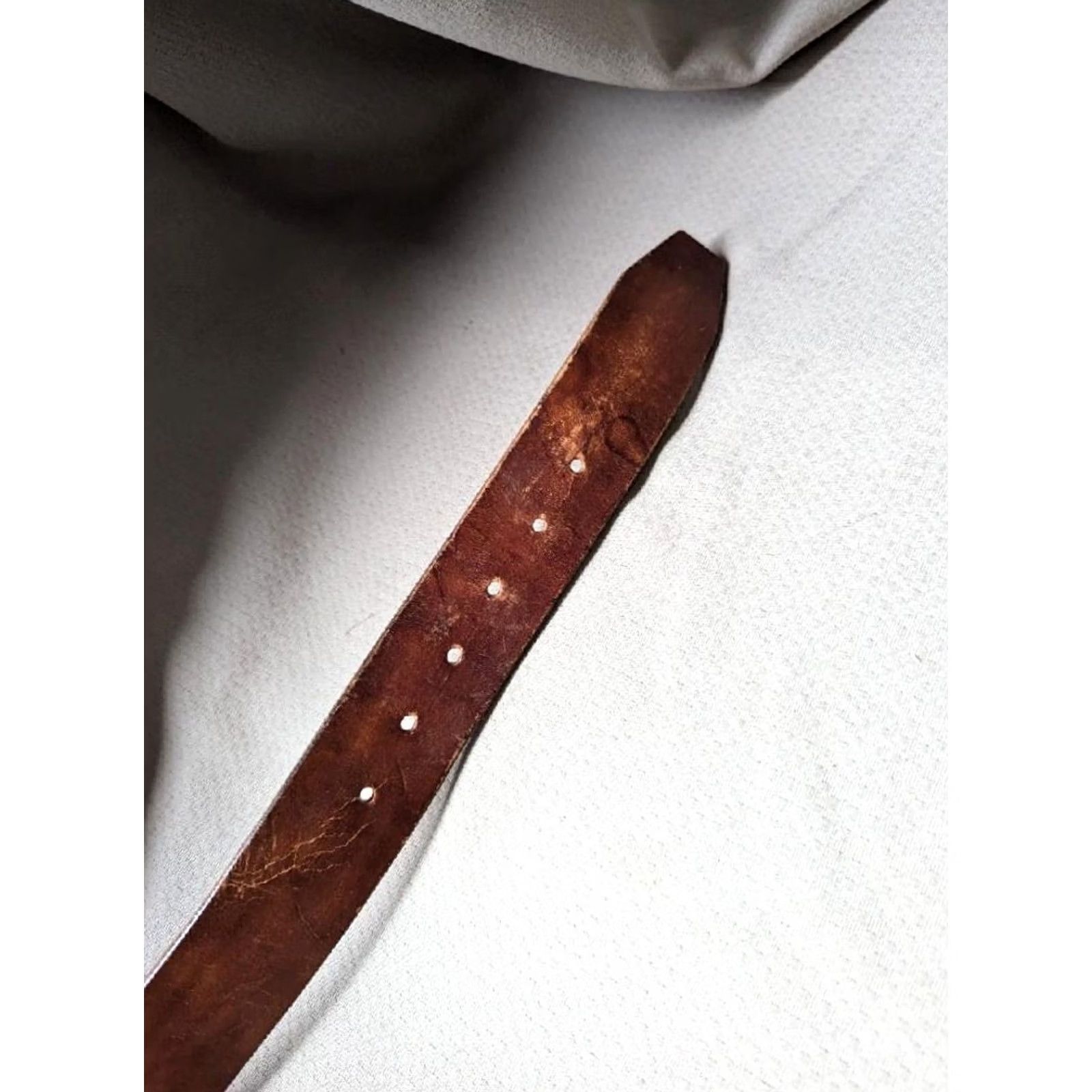 Vintage VINTAGE HANDCRAFTED leather belt brown WESTERN cowboy buckle 24 COWHIDE Womens Size ONE SIZE - 6 Thumbnail