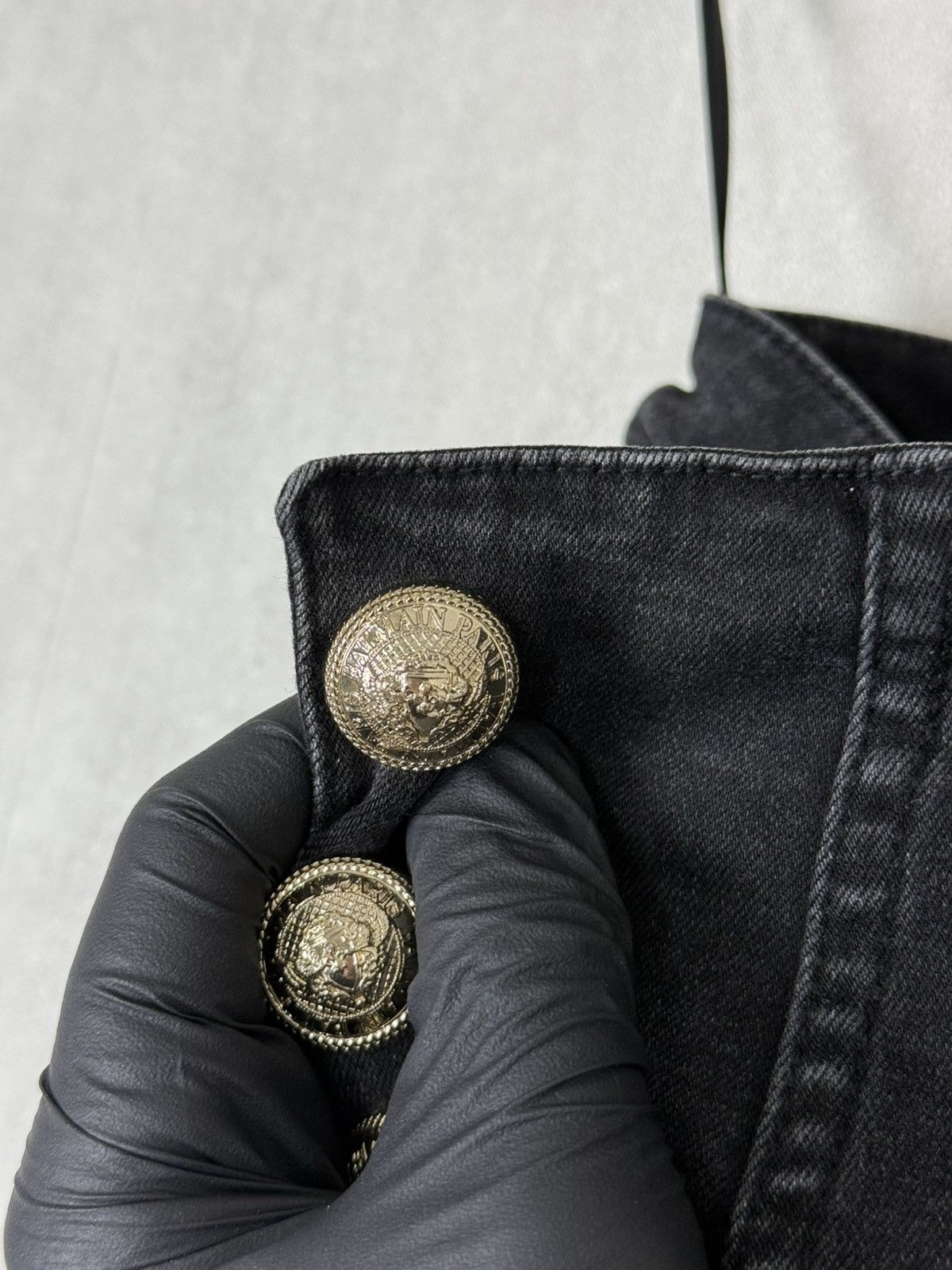 Balmain Balmain Paris Women’s Gold Buttons Denim Jeans Pants Size 36 Size 26" / US 2 / IT 38 - 15 Thumbnail