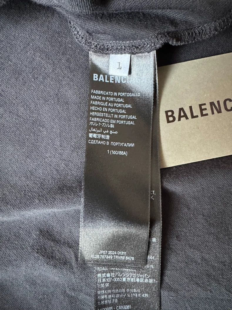 Balenciaga Balenciaga Lion Club Washed ss25 Black and Red Vintage Plai Size US XS / EU 42 / 0 - 4 Thumbnail