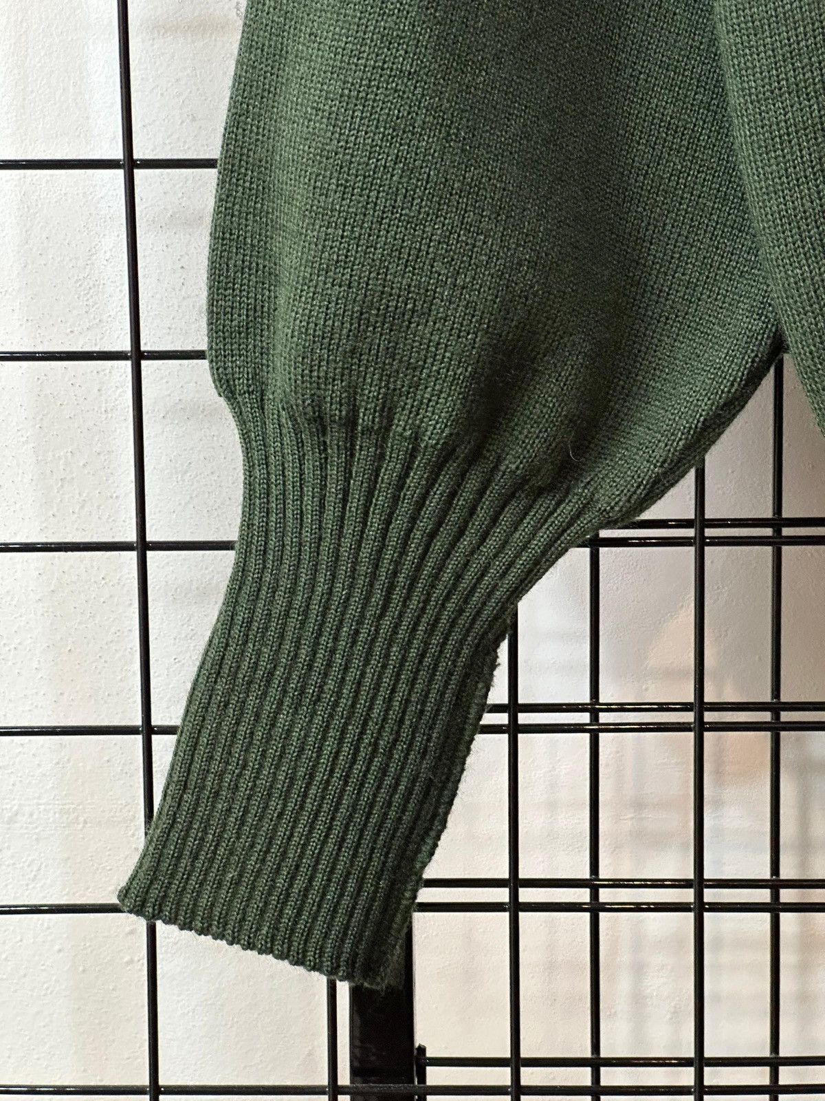 Burberry vintage Burberrys green knit wool sweater . Size US M / EU 48-50 / 2 - 5 Thumbnail