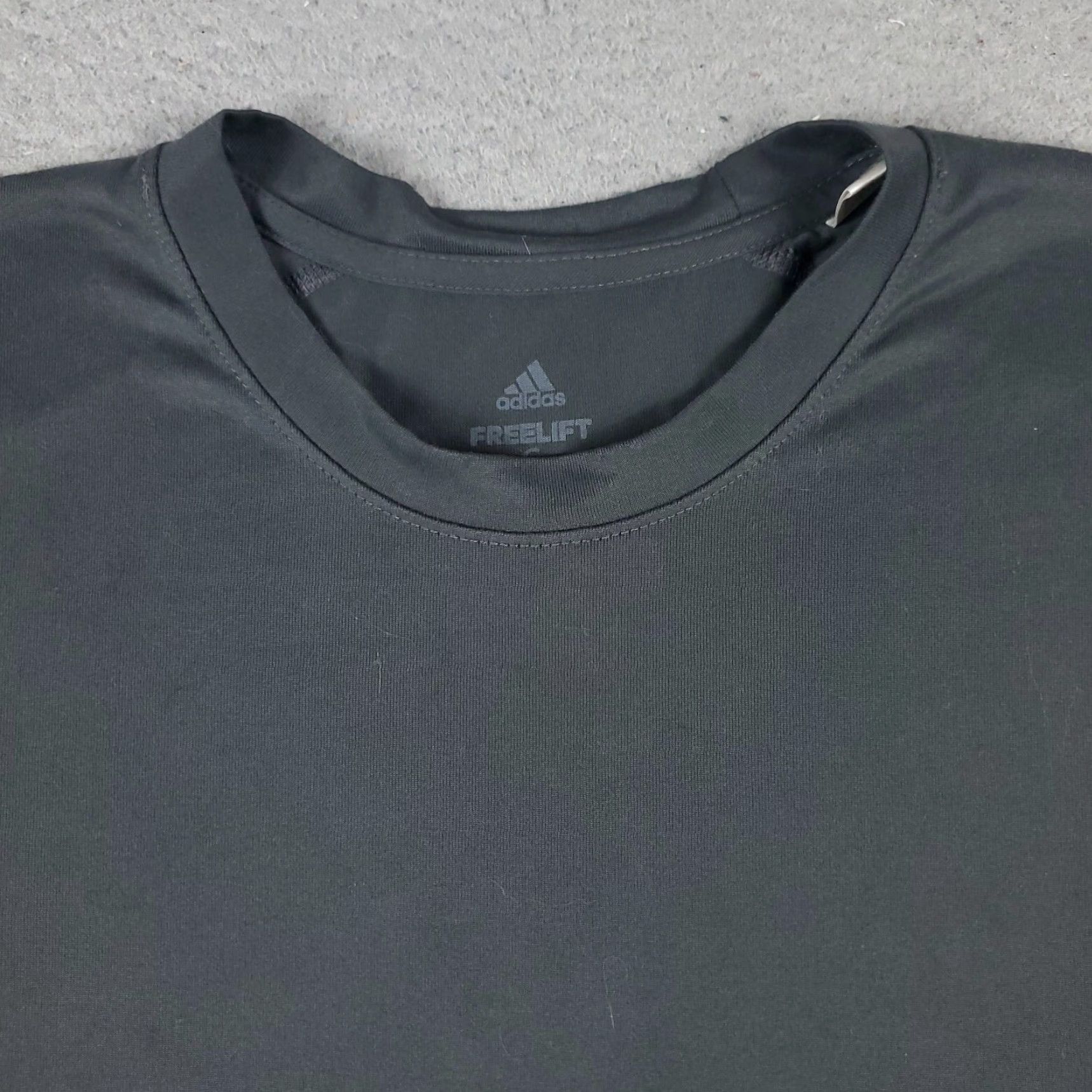 Adidas Adidas T Shirt Mens Size Small Gray Gym Active Work Out Short Sleeve Size US S / EU 44-46 / 1 - 2 Thumbnail