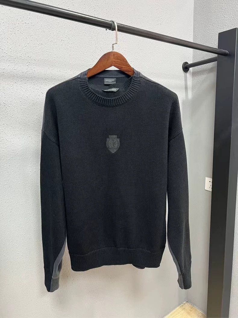 Balenciaga Balenciaga Manchester United Cola embroidered patchwork sw Size US S / EU 44-46 / 1 - 1 Thumbnail