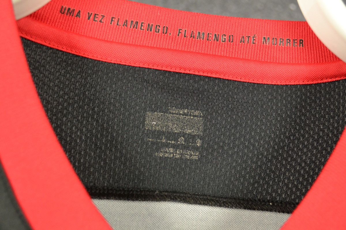 Nike Flamengo 2007 Home Football Shirt Nike Soccer Jersey Size M Size US M / EU 48-50 / 2 - 11 Thumbnail